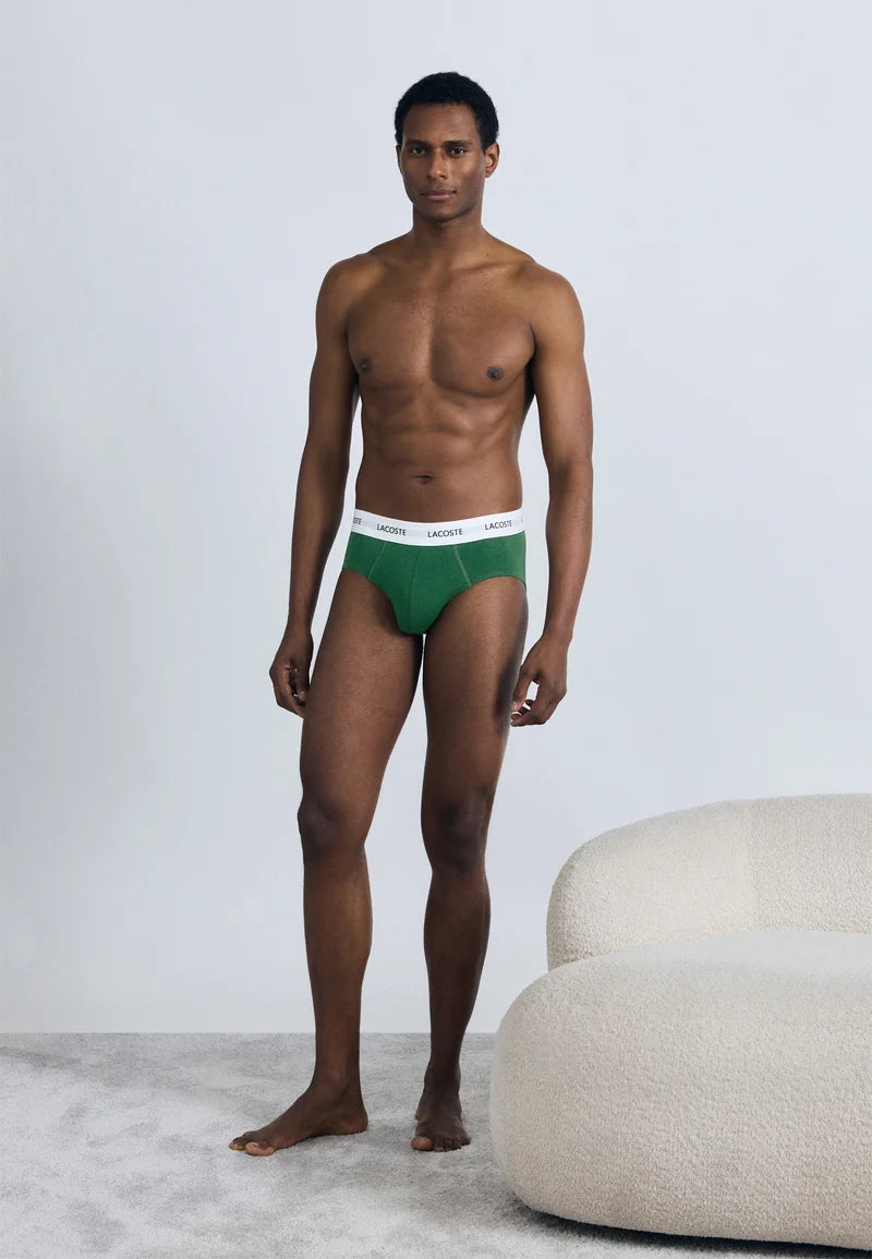 Lot de 3 slips Lacoste en coton stretch – noir, vert, bleu marine