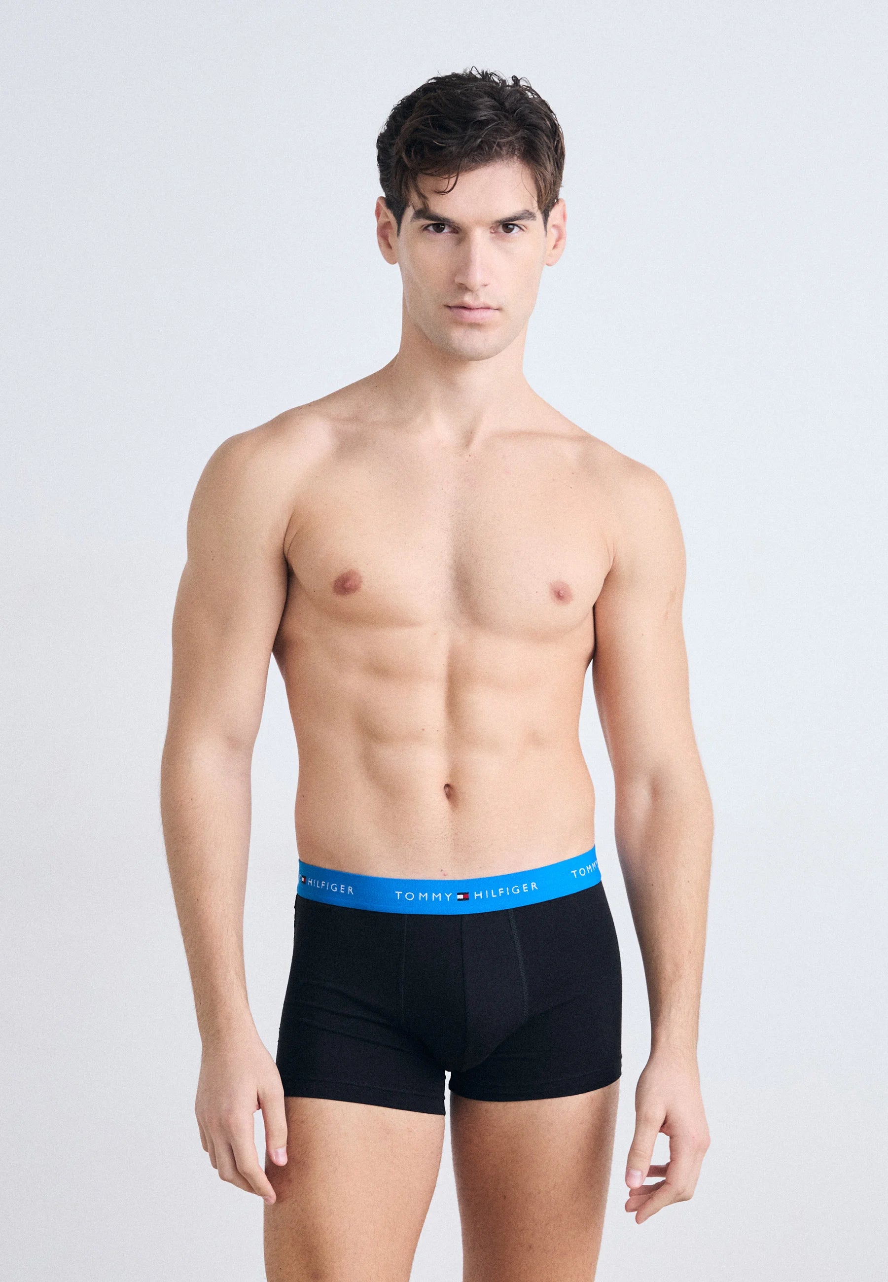 Tommy Hilfiger Trunk 7 Pack – Orange, Rose, Jaune, Bleu, Turquoise, Vert