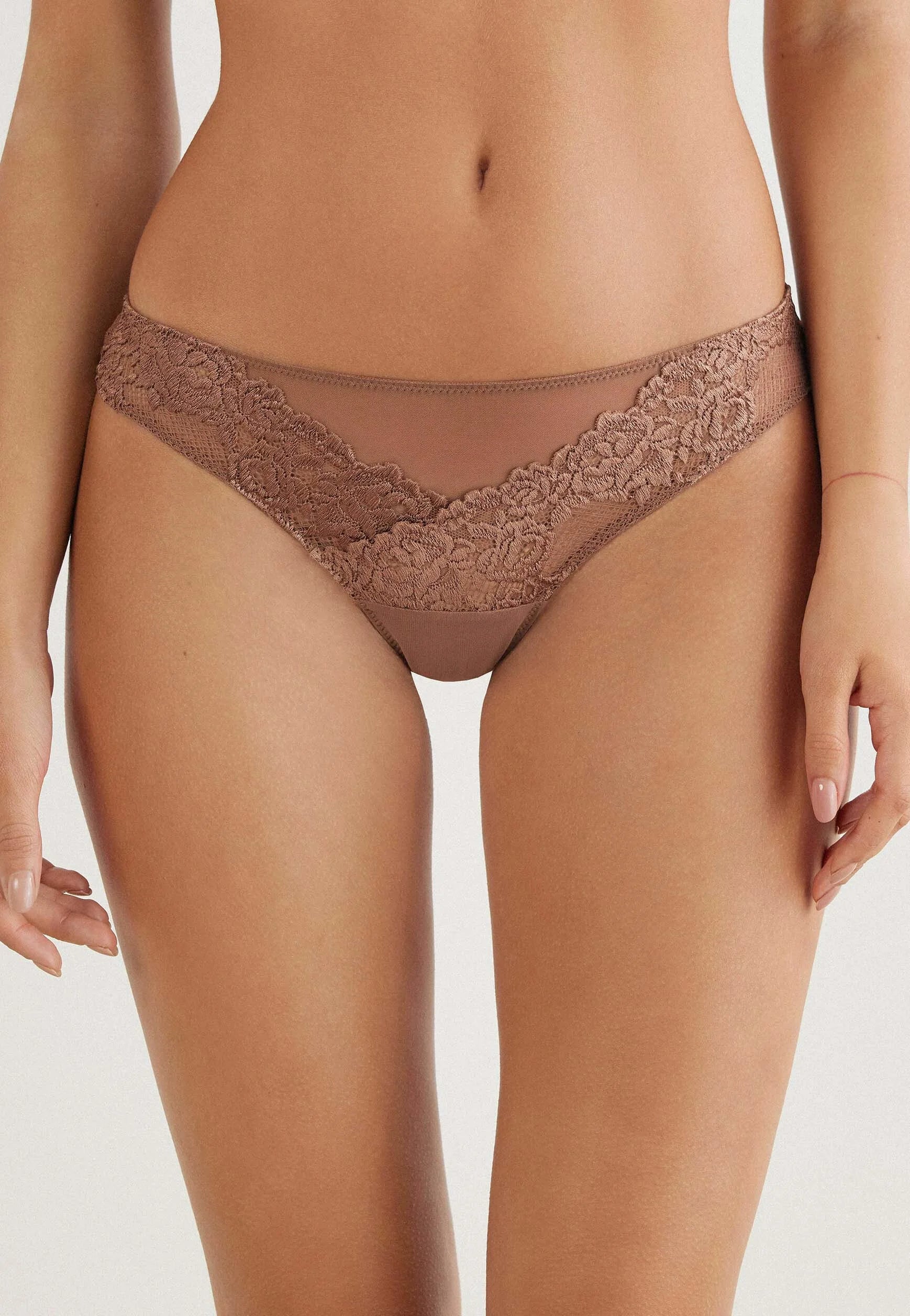 Intimissimi Pretty Flowers Brasilianischer Tanga – Kamel