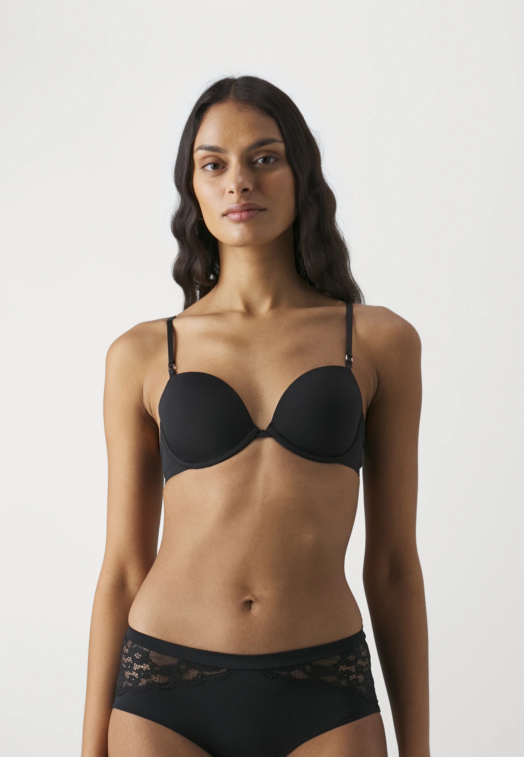 Calvin Klein Leicht gefütterter Demi-T-Shirt-BH – Schwarz