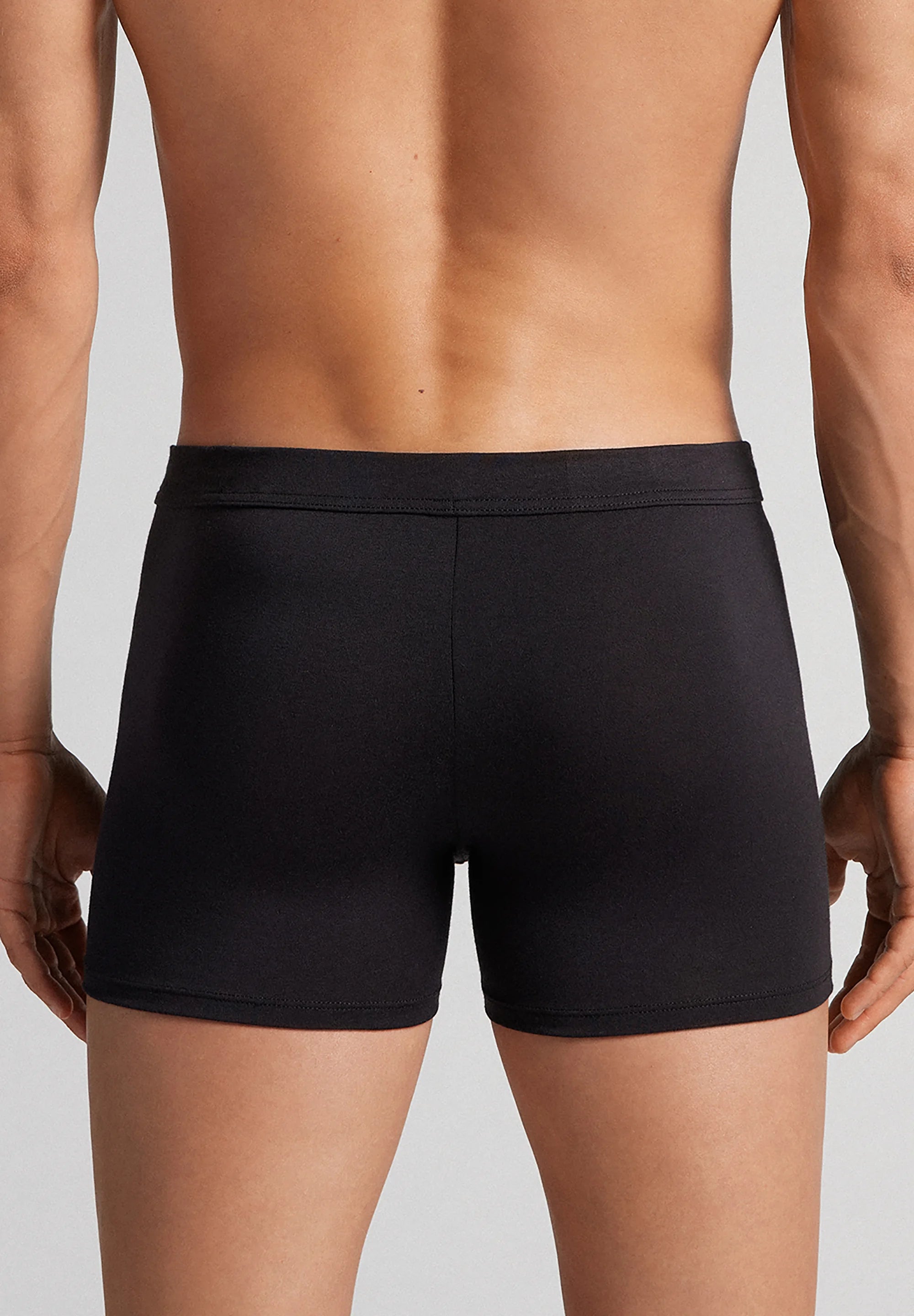 IUMAN Intimissimi Uomo Modalne jedwabne kąpielówki – czarne