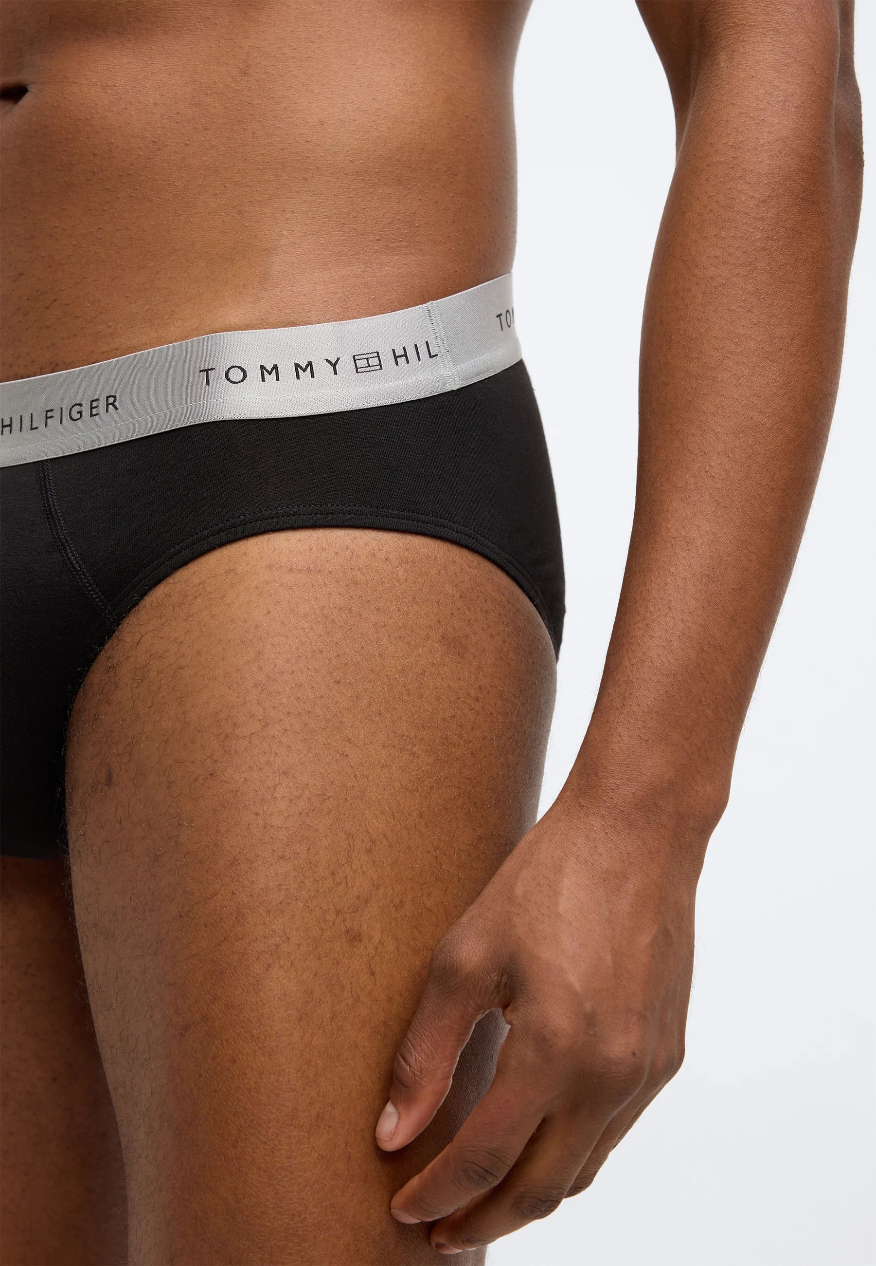 Tommy Hilfiger Signature Brief Metallic 3 Pack – Black, Desert Sky, Silver