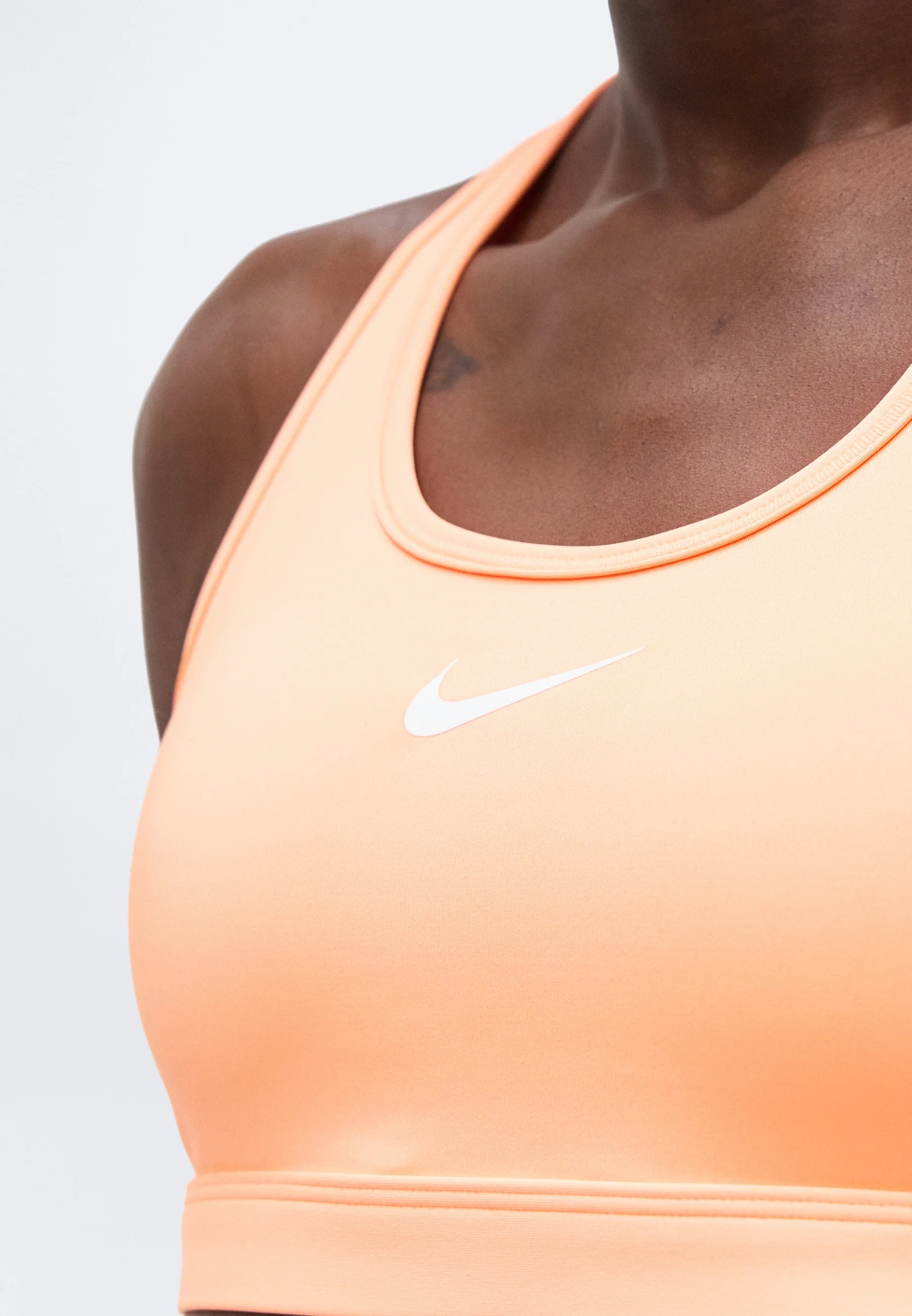 Nike Medium Support Sports Bra – Orange Pulse, White