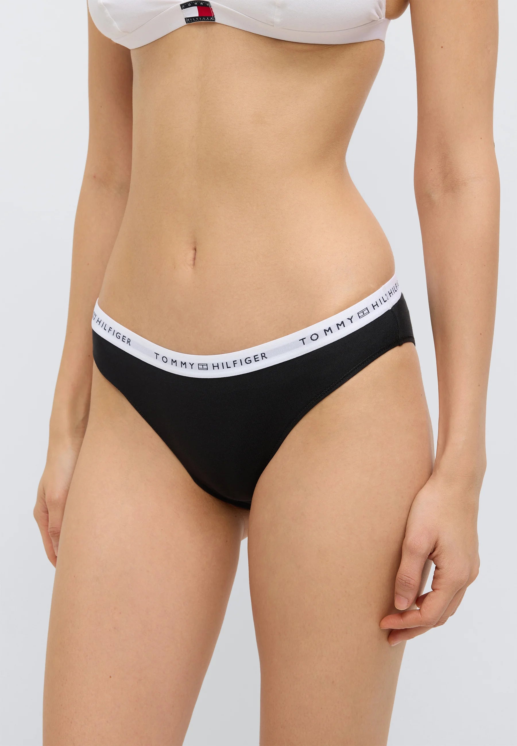 Majtki Tommy Hilfiger Powtórz logo – czarne