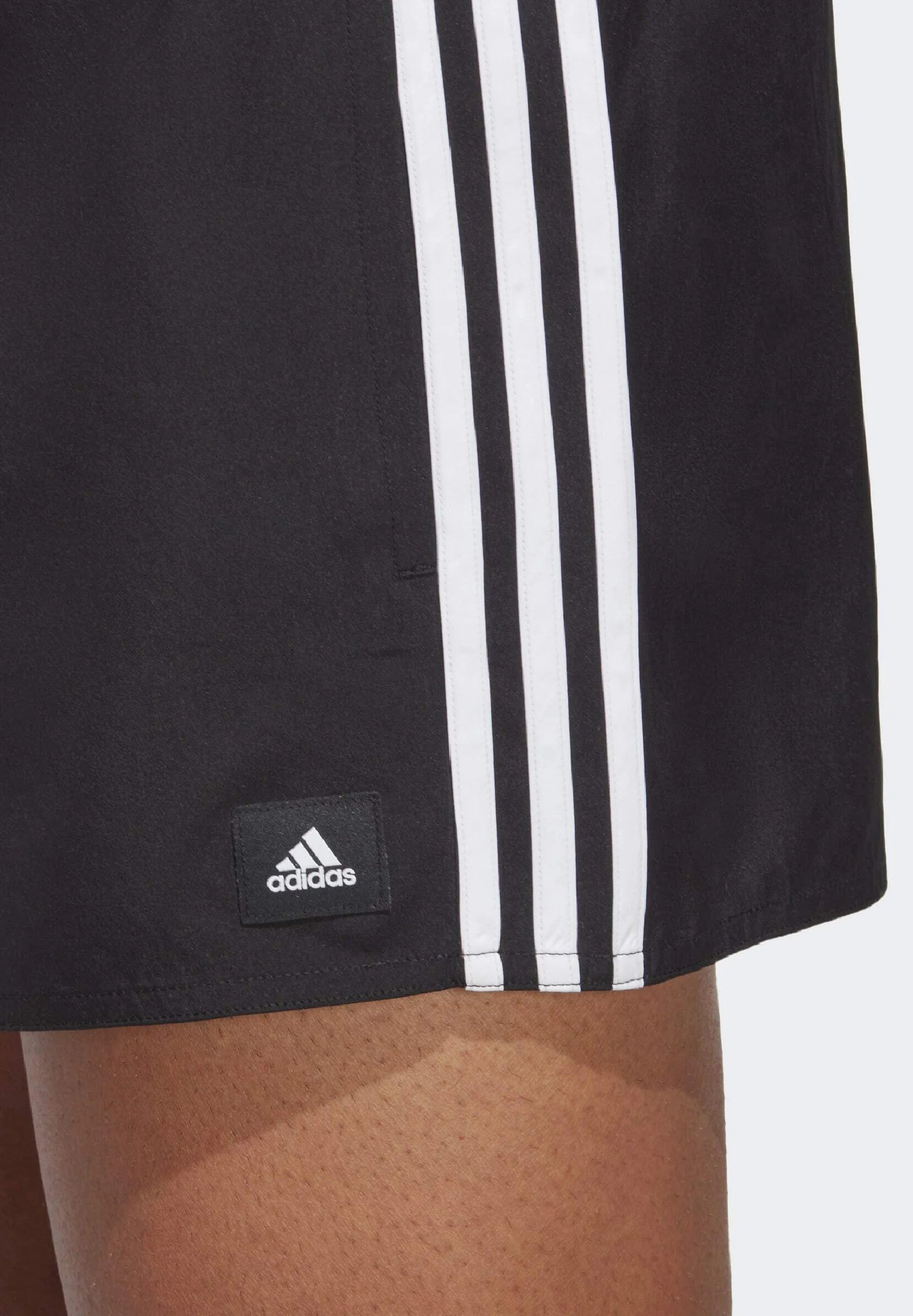 Adidas 3 Stripes Short de bain classique très court – Noir, Blanc