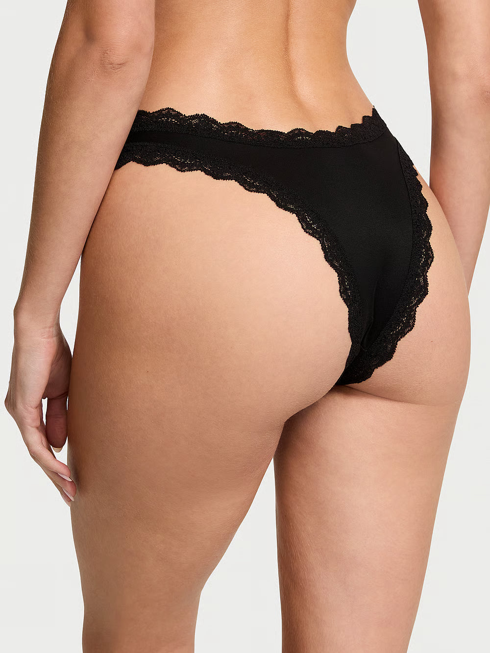 Majtki brazylijskie Victoria’s Secret Dream Angels z koronkowym wykończeniem – czarne