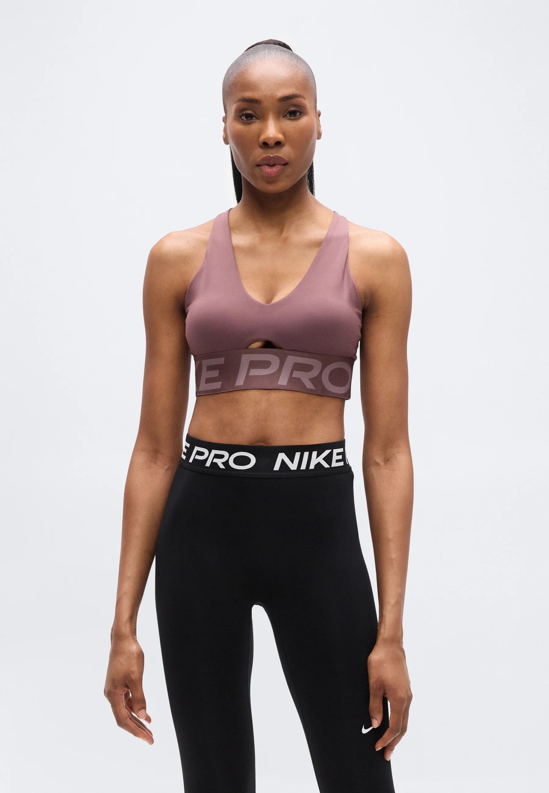 Nike Sculpt Medium Support Sports Bra – Tattoo, Taupe Grey, White