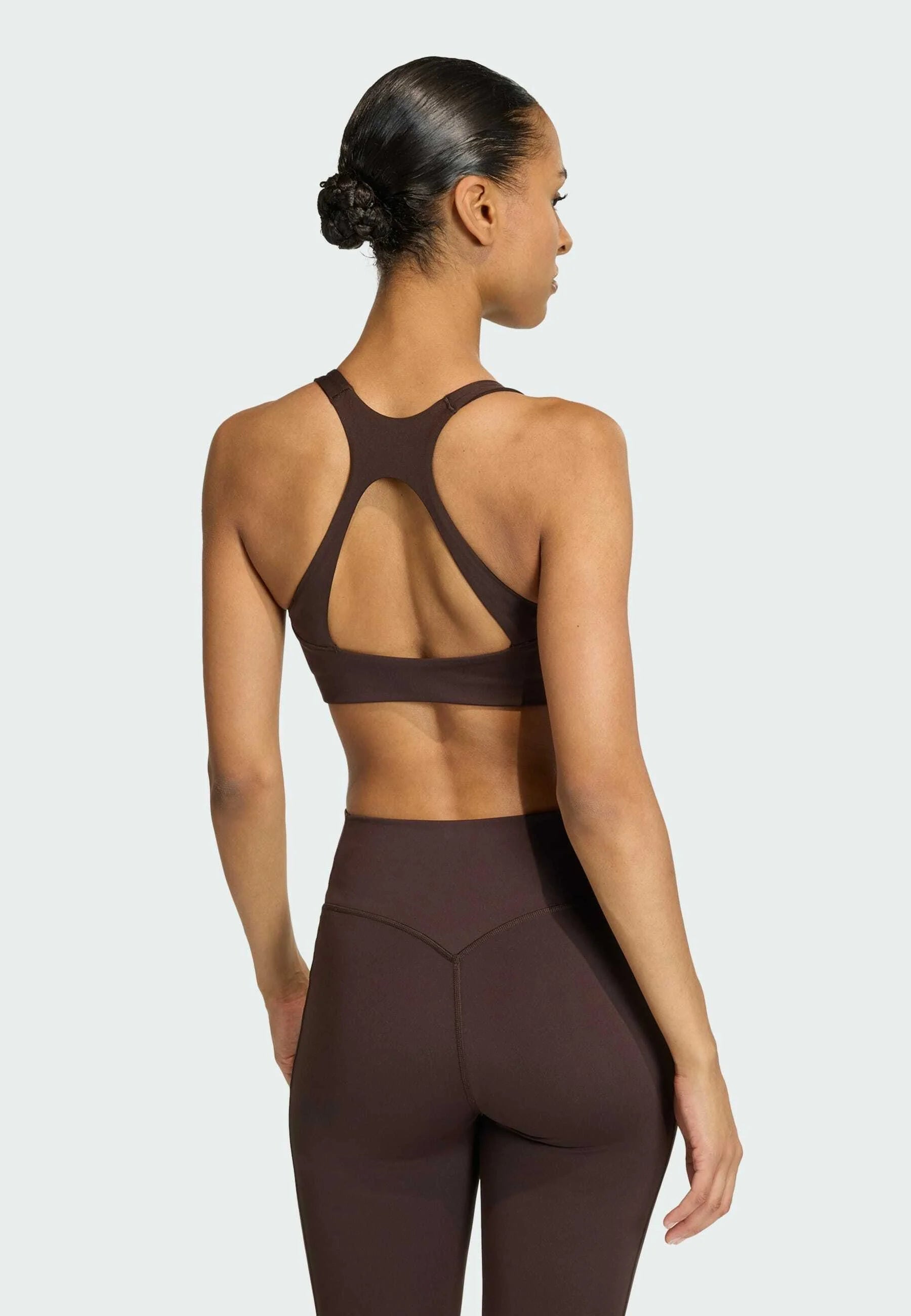 Podprsenka Adidas Performance Optime Workout Medium Support – Aurora Coffee
