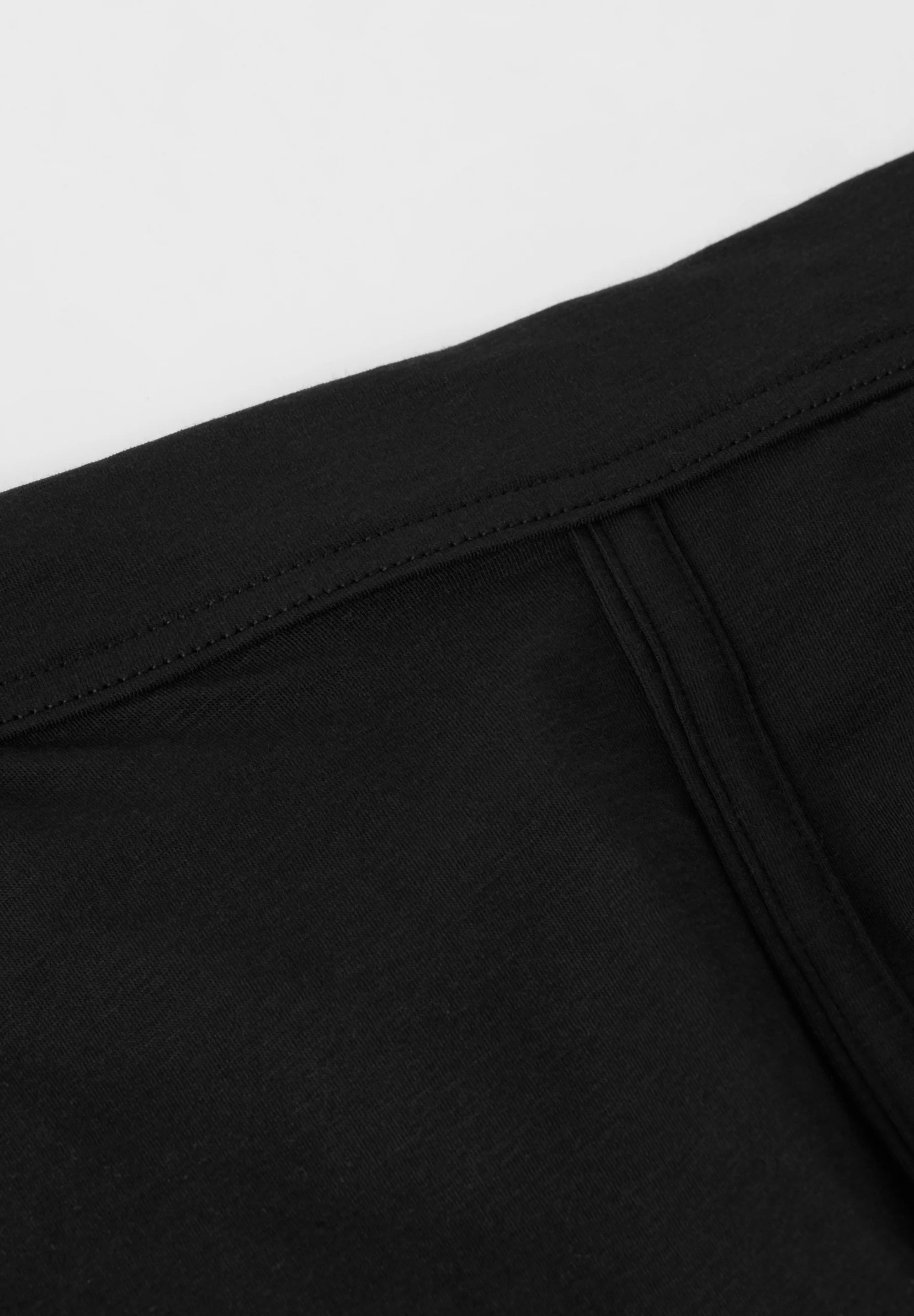 IUMAN Intimissimi Uomo Lightweight Trunks – Black