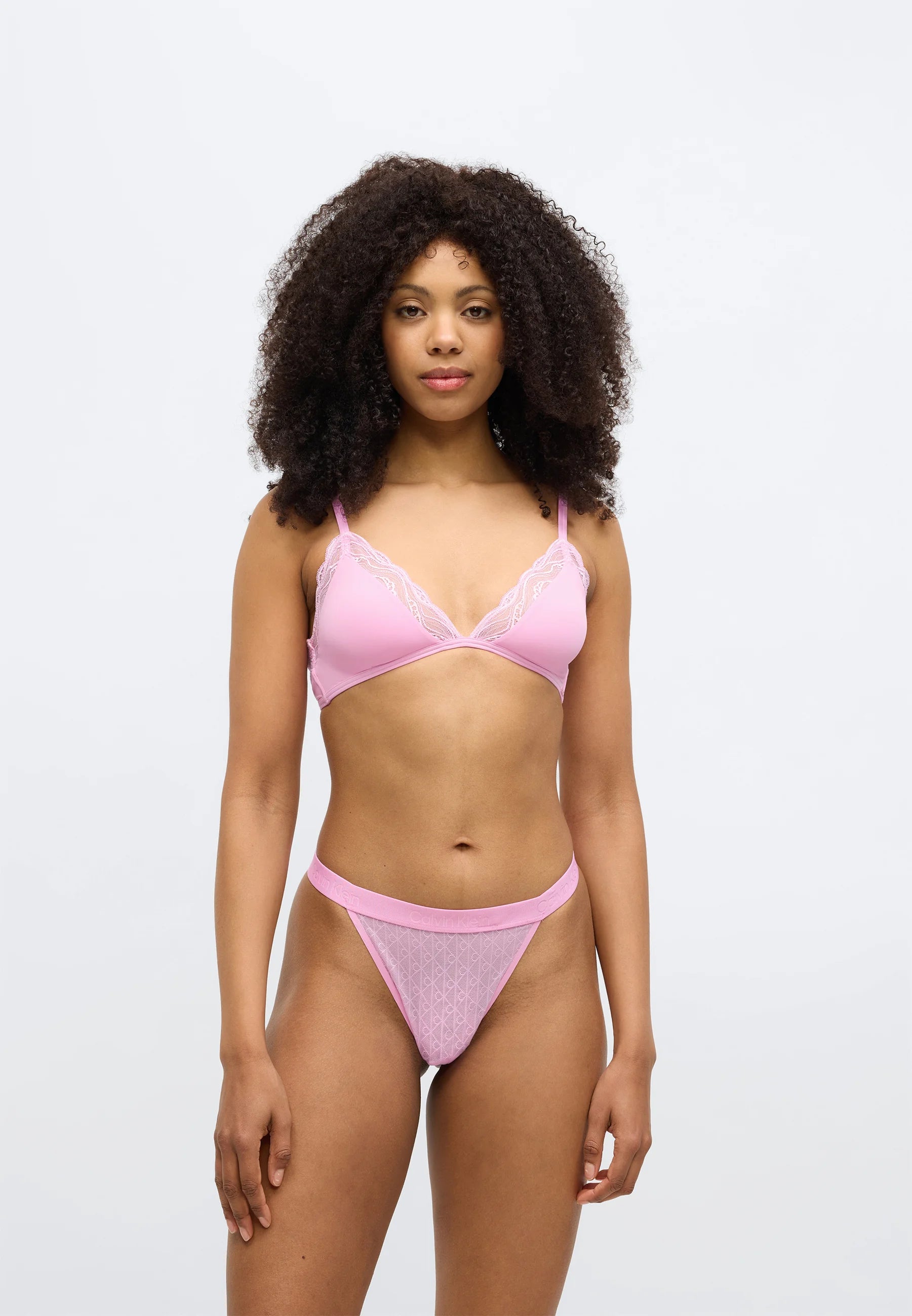 String en dentelle Calvin Klein – Essence rose
