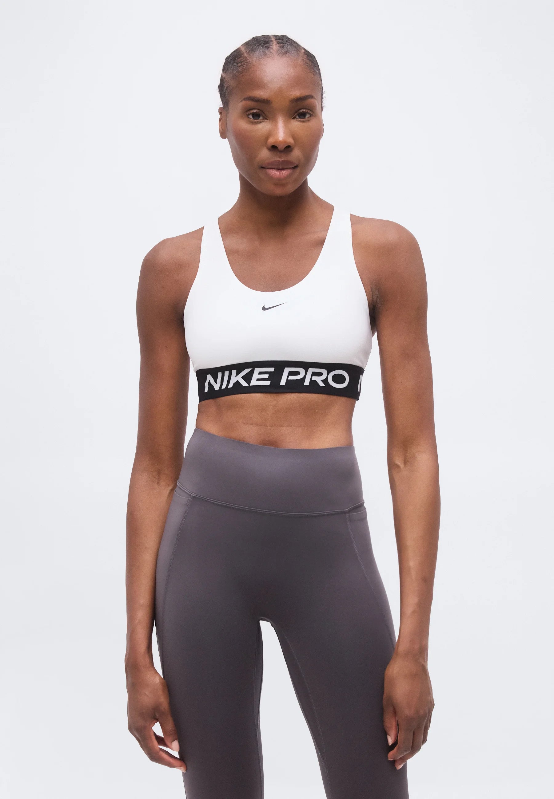 Nike 365 Sport-BH mit mittlerem Halt – Weiß, Schwarz