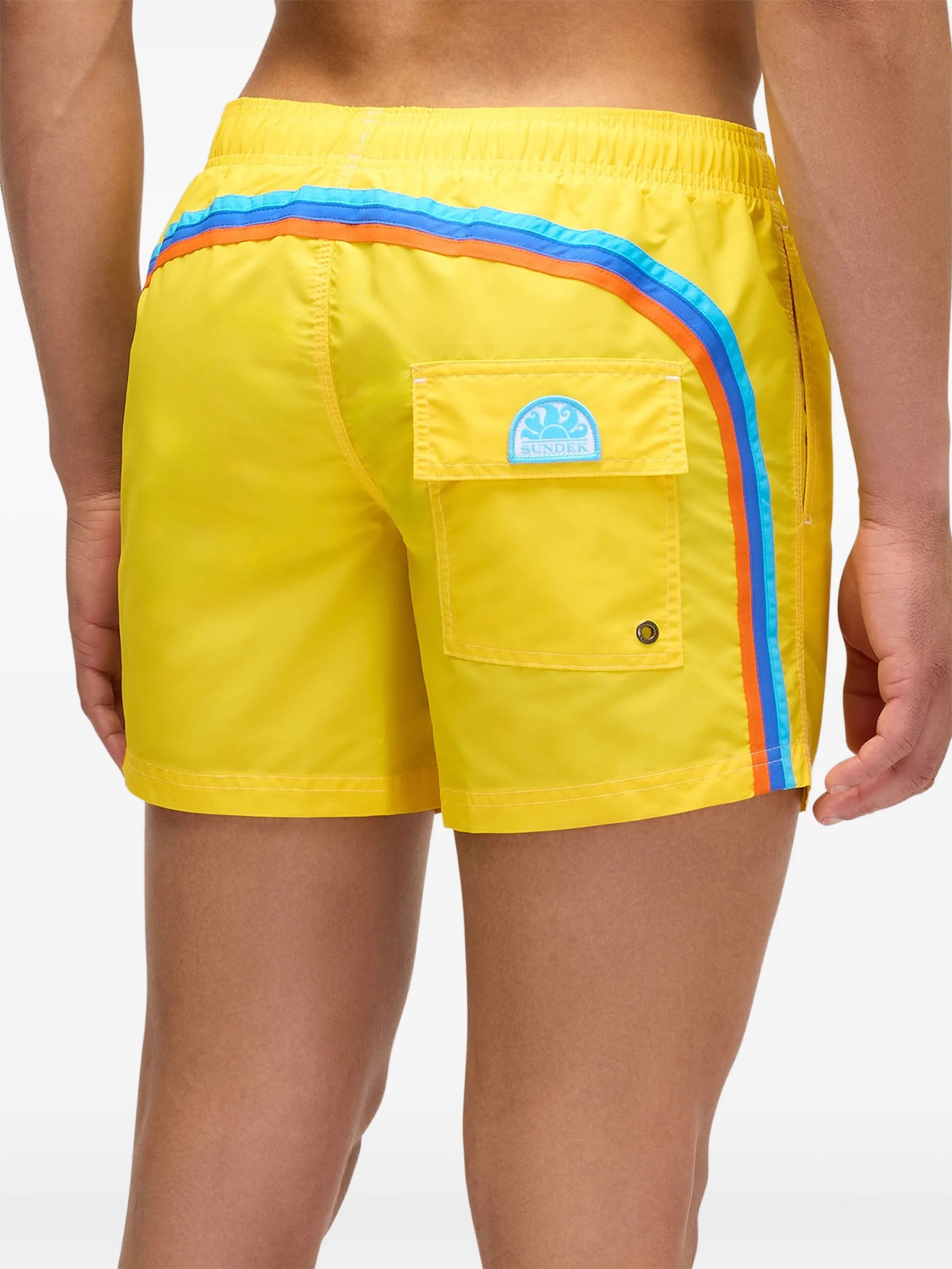 Short de bain rayé SUNDEK X Pelo Foundation – Jaune