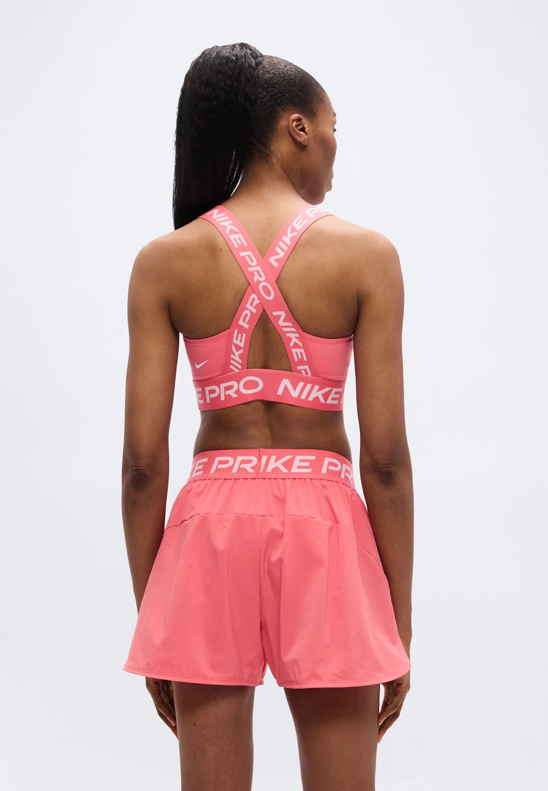 Nike Medium Support Sports Bra – Sea Coral, White