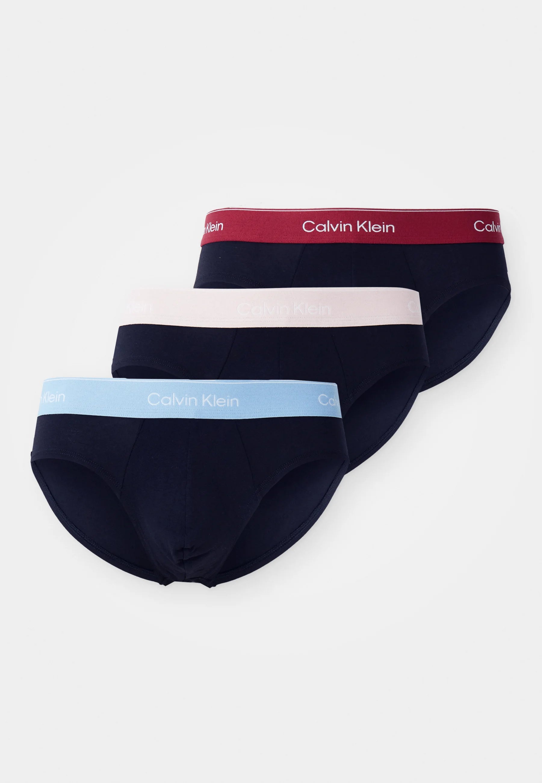 Majtki biodrowe Calvin Klein Icon ze stretchem bawełnianym – 3 szt. – czarne z bordowym, miękkim białym i jasnoniebieskim paskiem