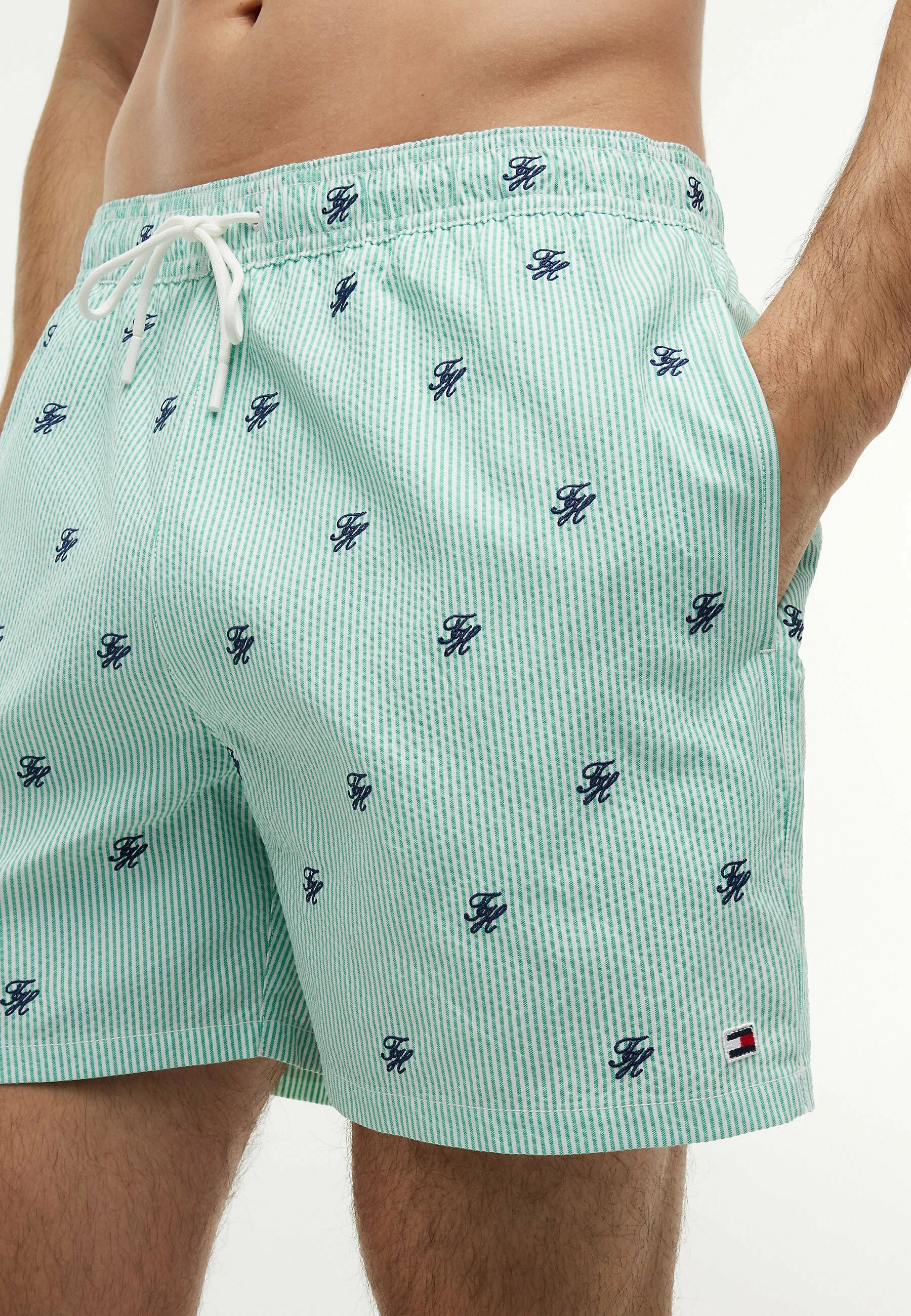 Pantaloncini da bagno con ricamo Tommy Hilfiger – Jade Wink, Ecru