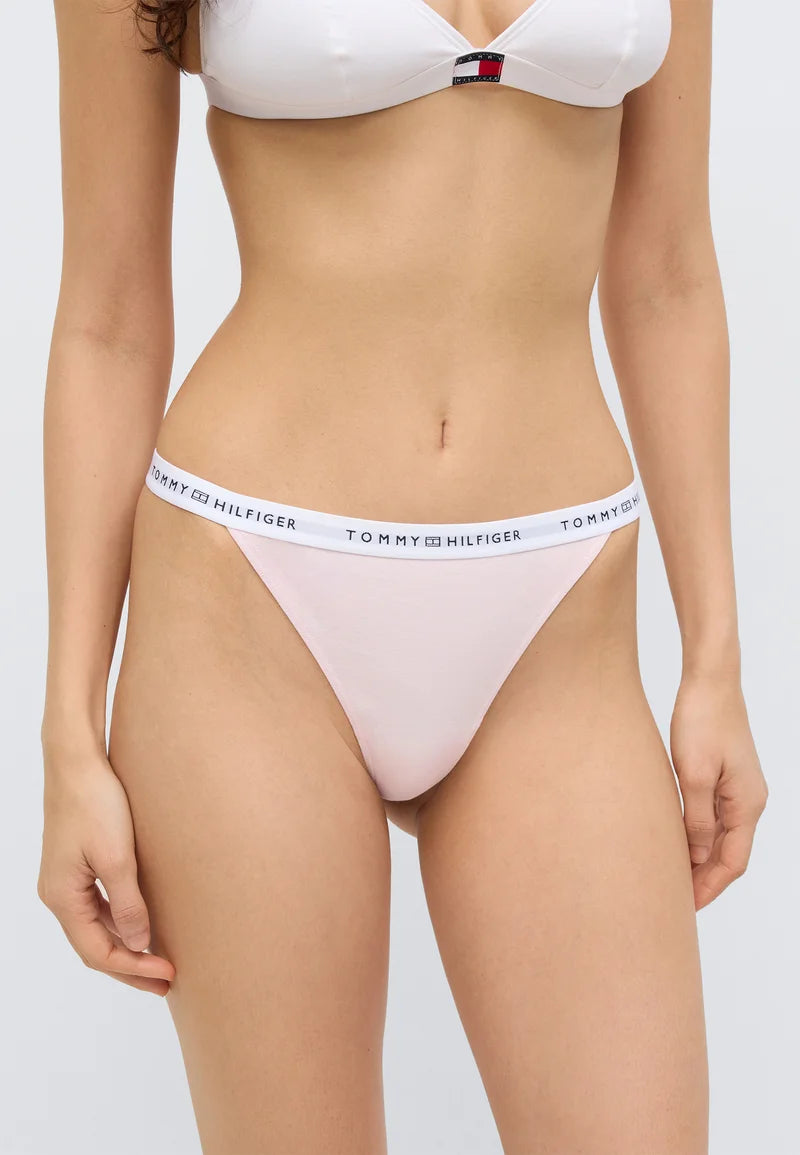 String avec ceinture à logo Tommy Hilfiger - Rose clair