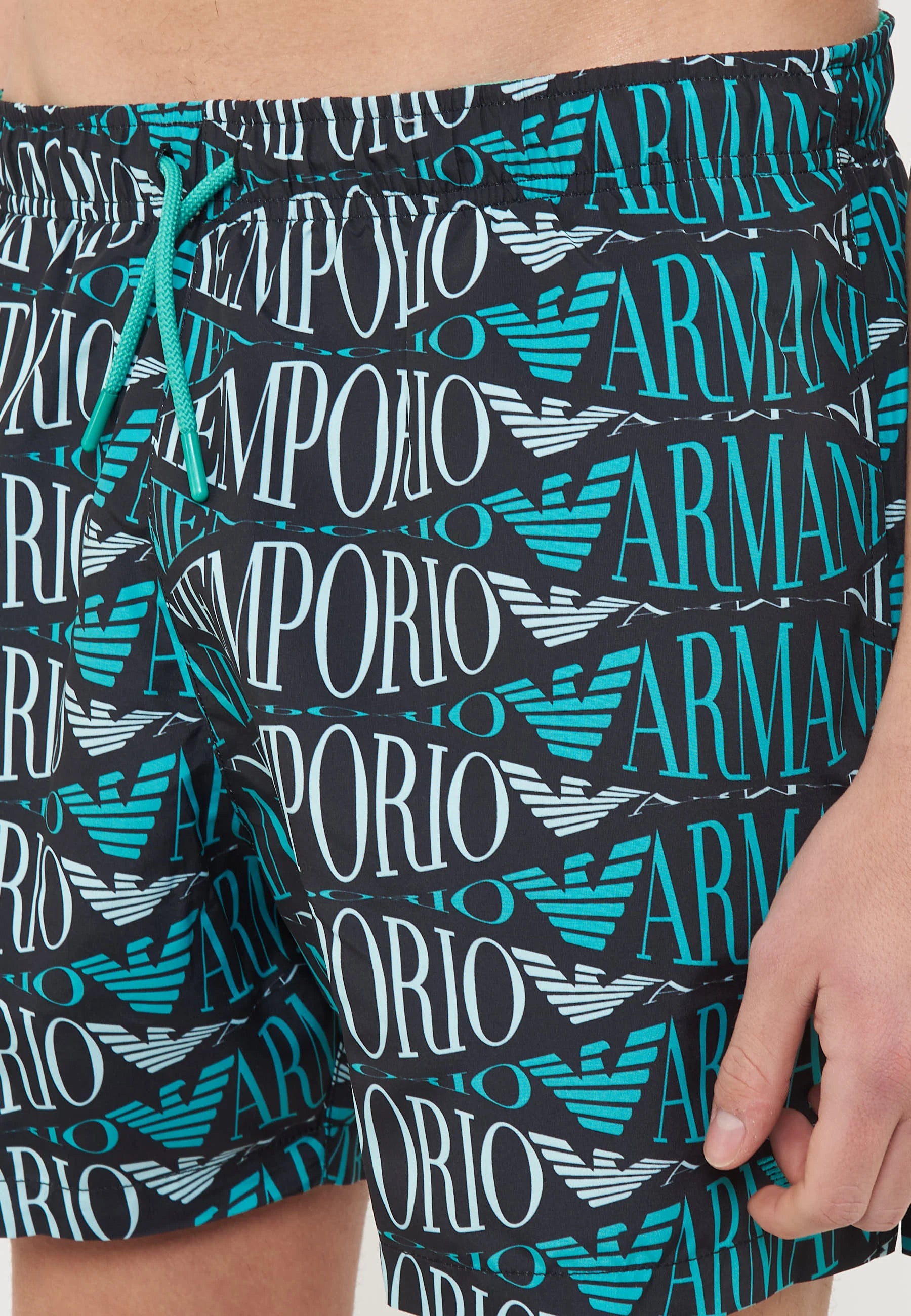 Short de bain avec logo Emporio Armani EA7 – EA Logo Noir