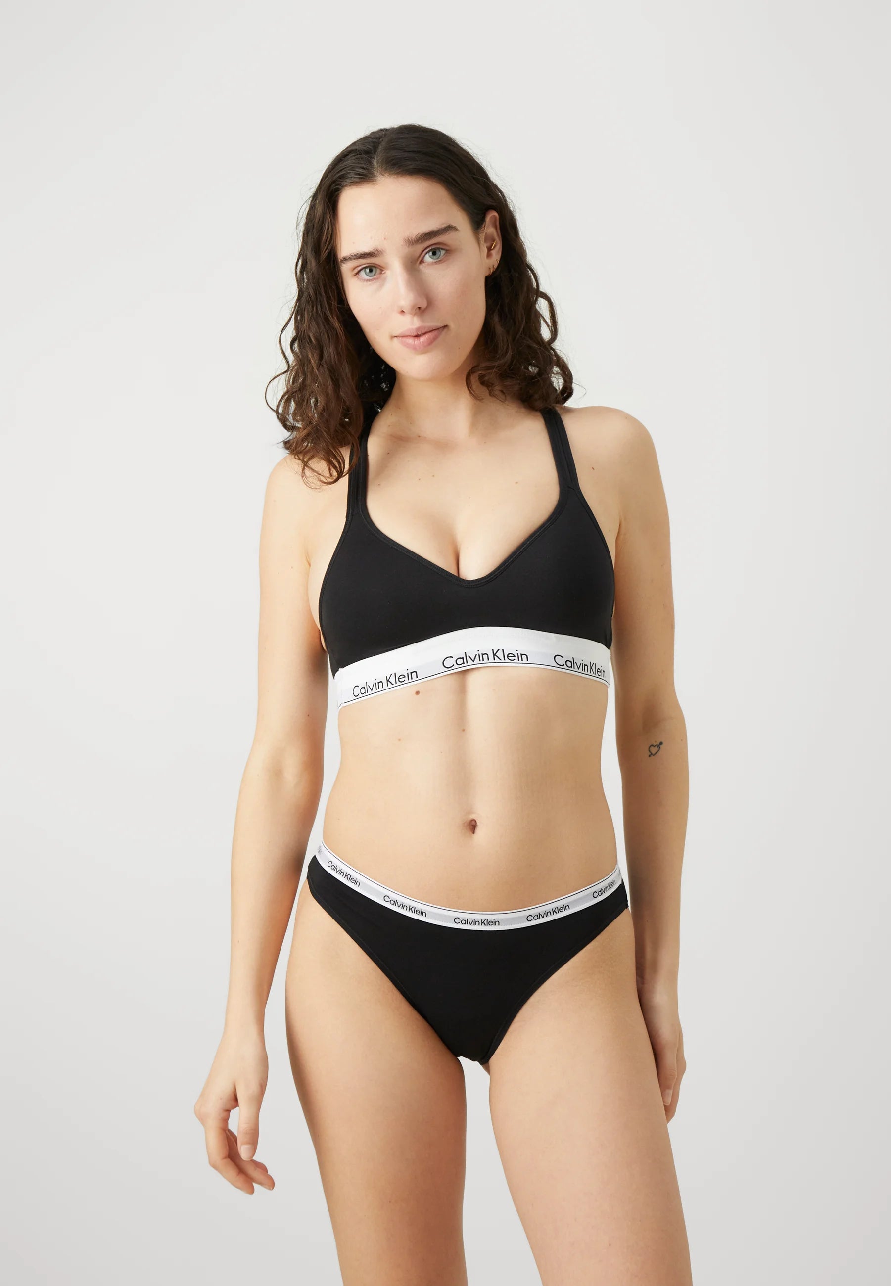 Calvin Klein Modern Logo Slips – 3er-Pack, Schwarz