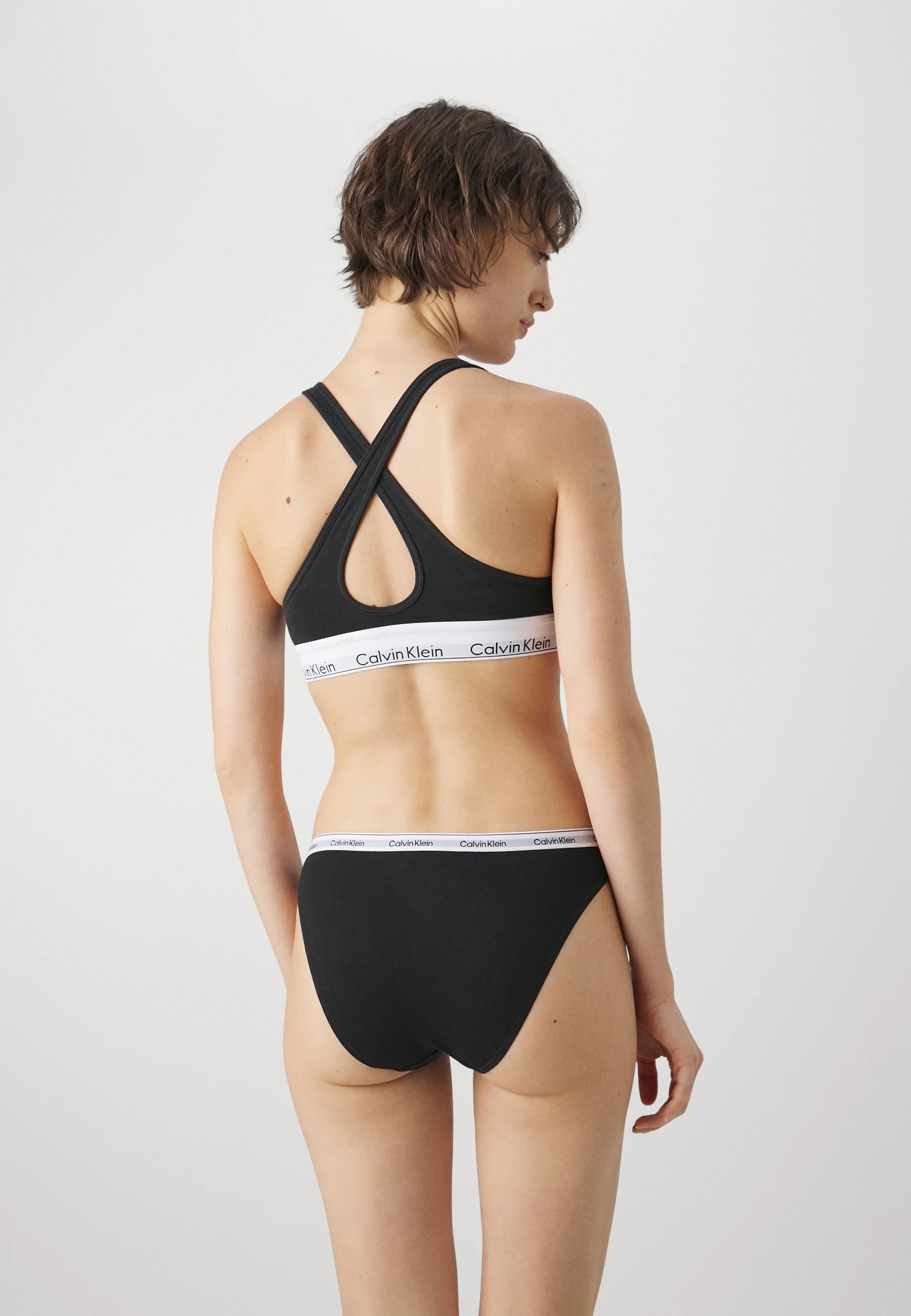 Lot de 3 slips Calvin Klein Modern Logo, noir, blanc, gris chiné
