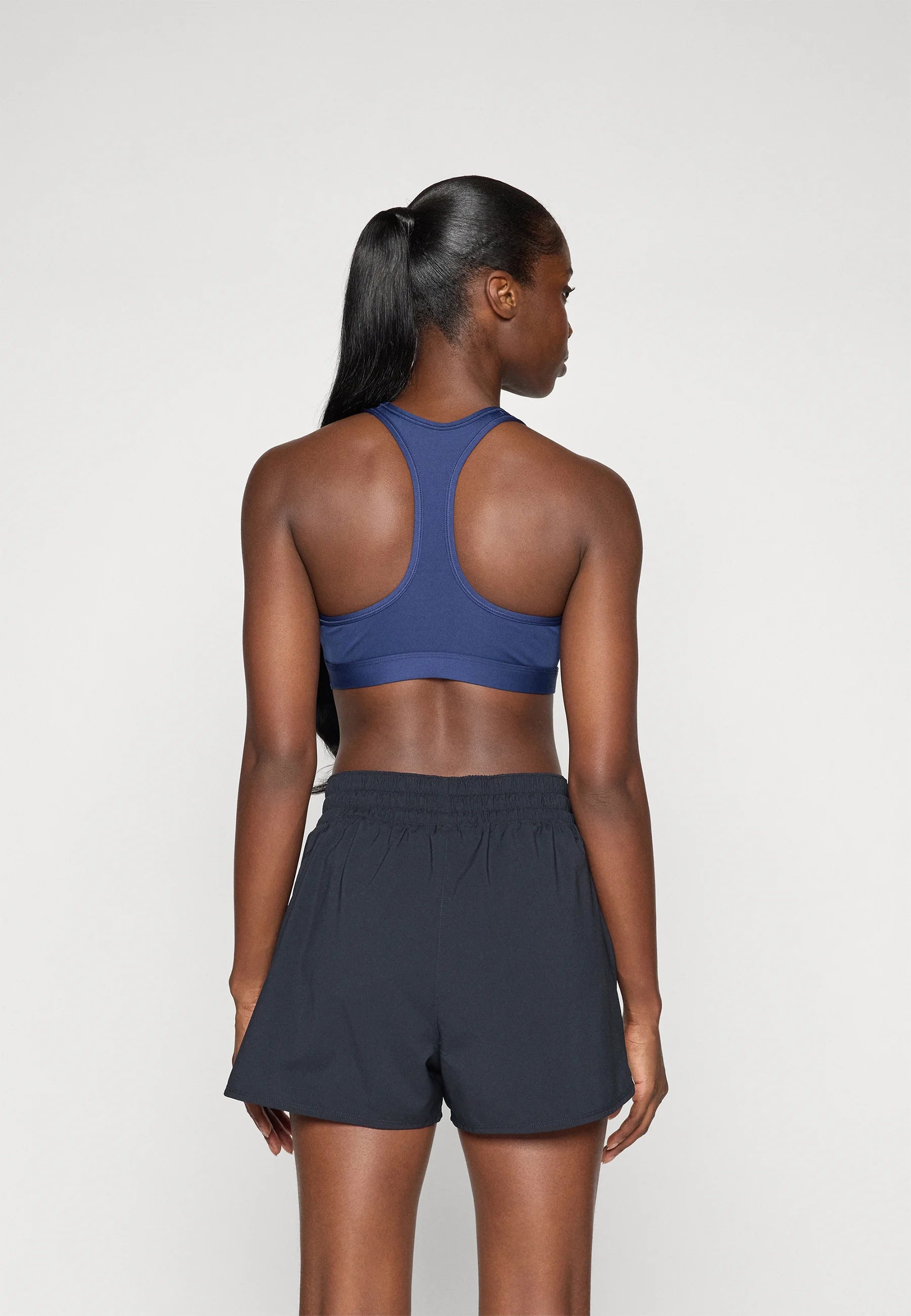 Soutien-gorge de sport Nike à maintien moyen – Bleu marine