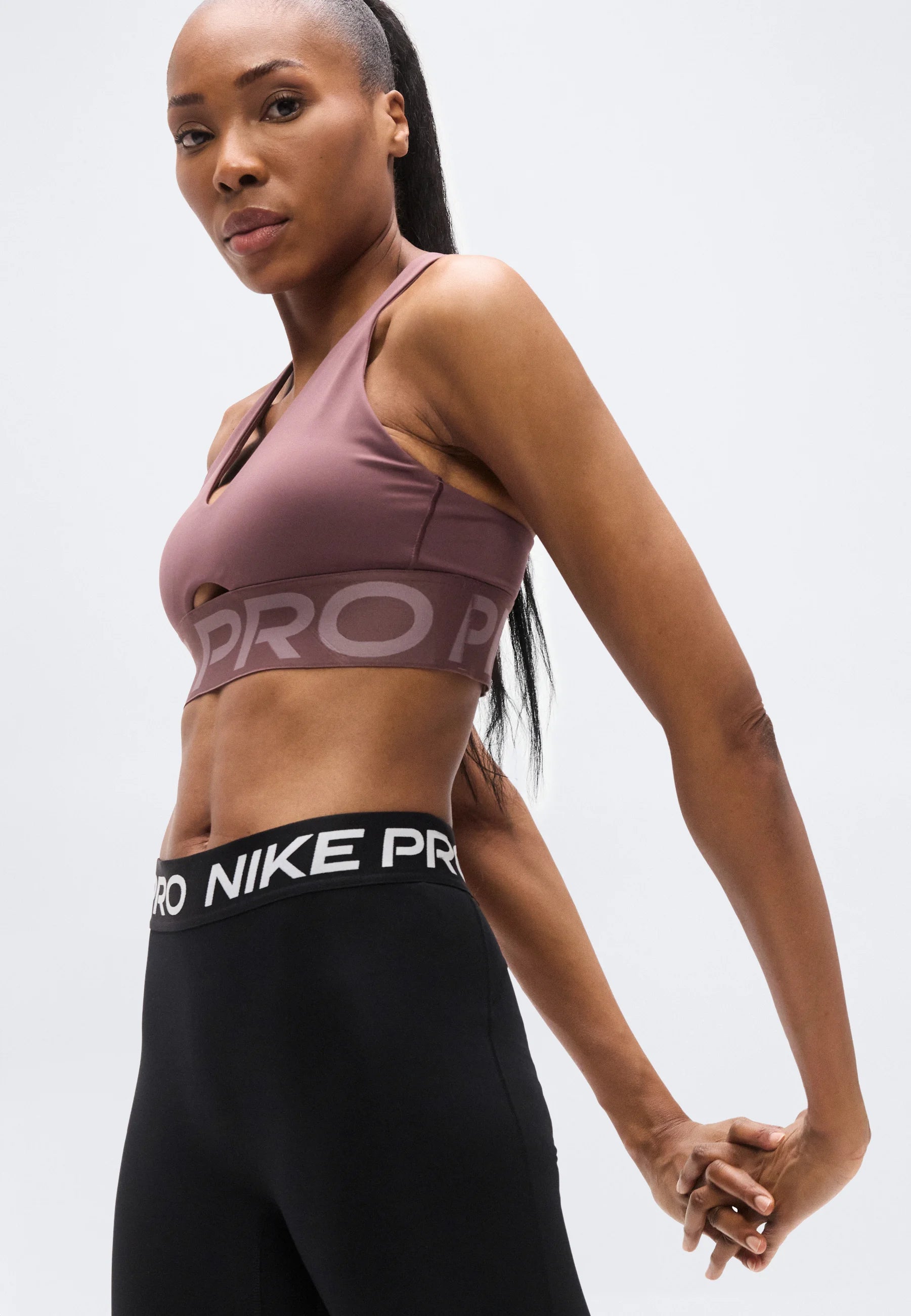 Nike Sculpt Medium Support Sports Bra – Tattoo, Taupe Grey, White