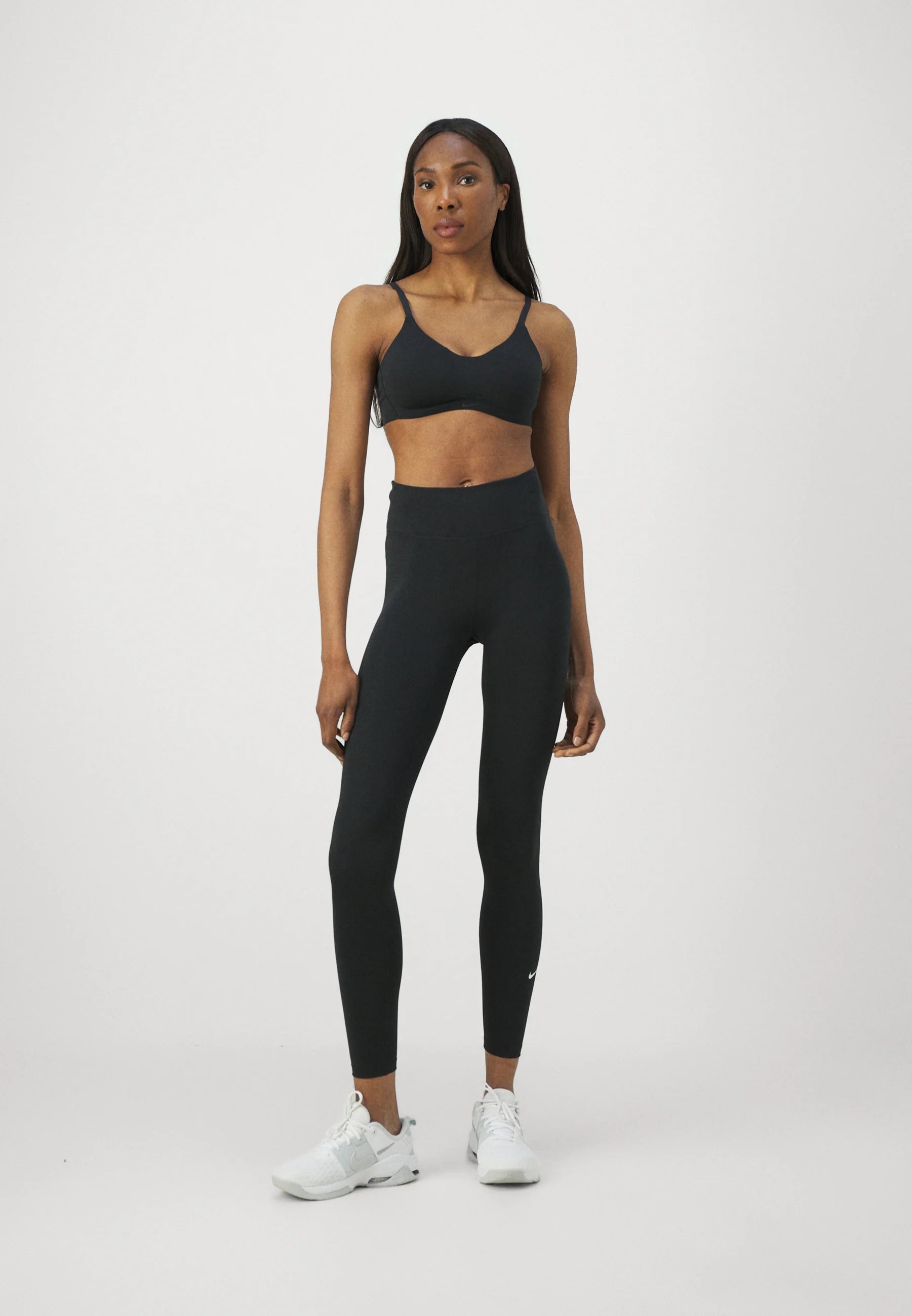 Nike Performance Alate Minimalist Light Support Bra – Black, Cool Grey