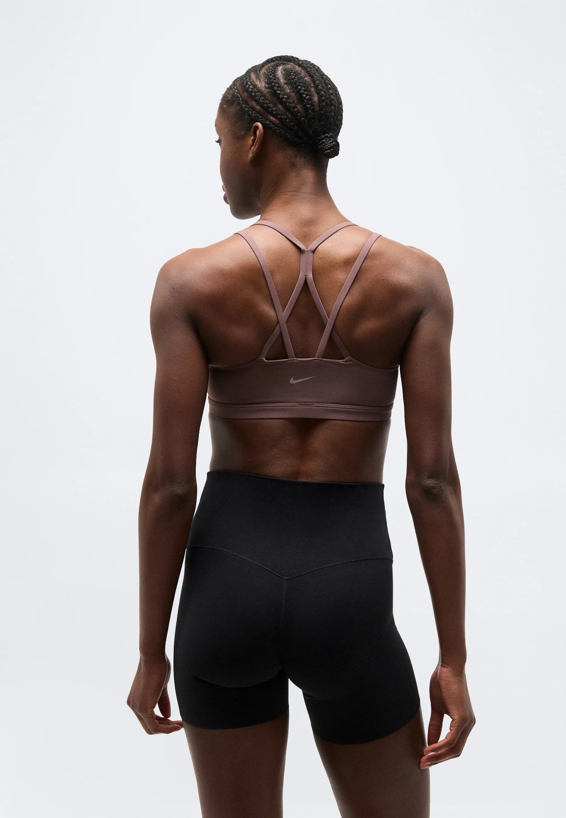 Nike Performance Zenvy Strappy Light Support Soutien-gorge – Tatouage, Blanc