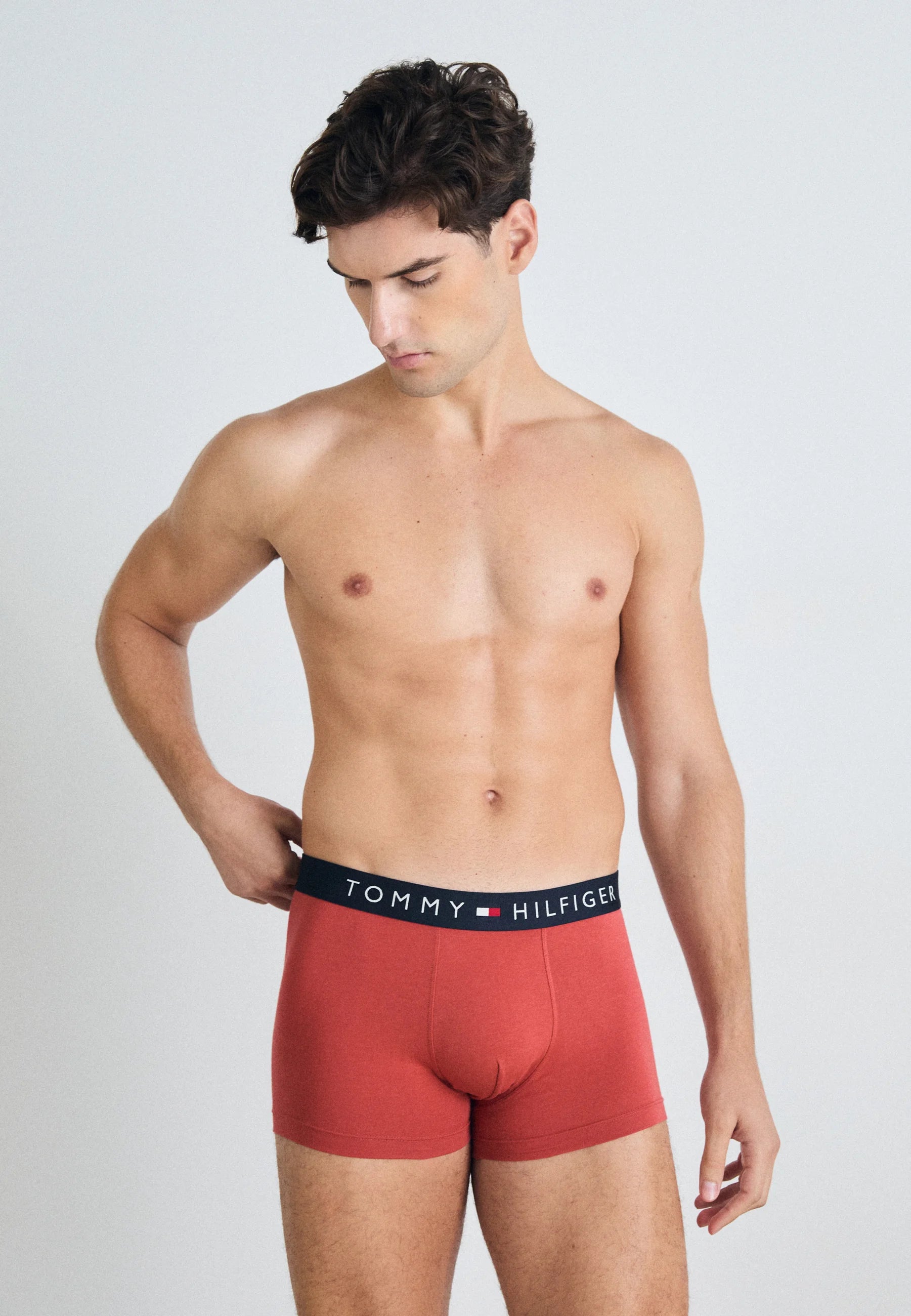 Tommy Hilfiger Original Trunk 3 Pack – Terra Red, Desert Sky