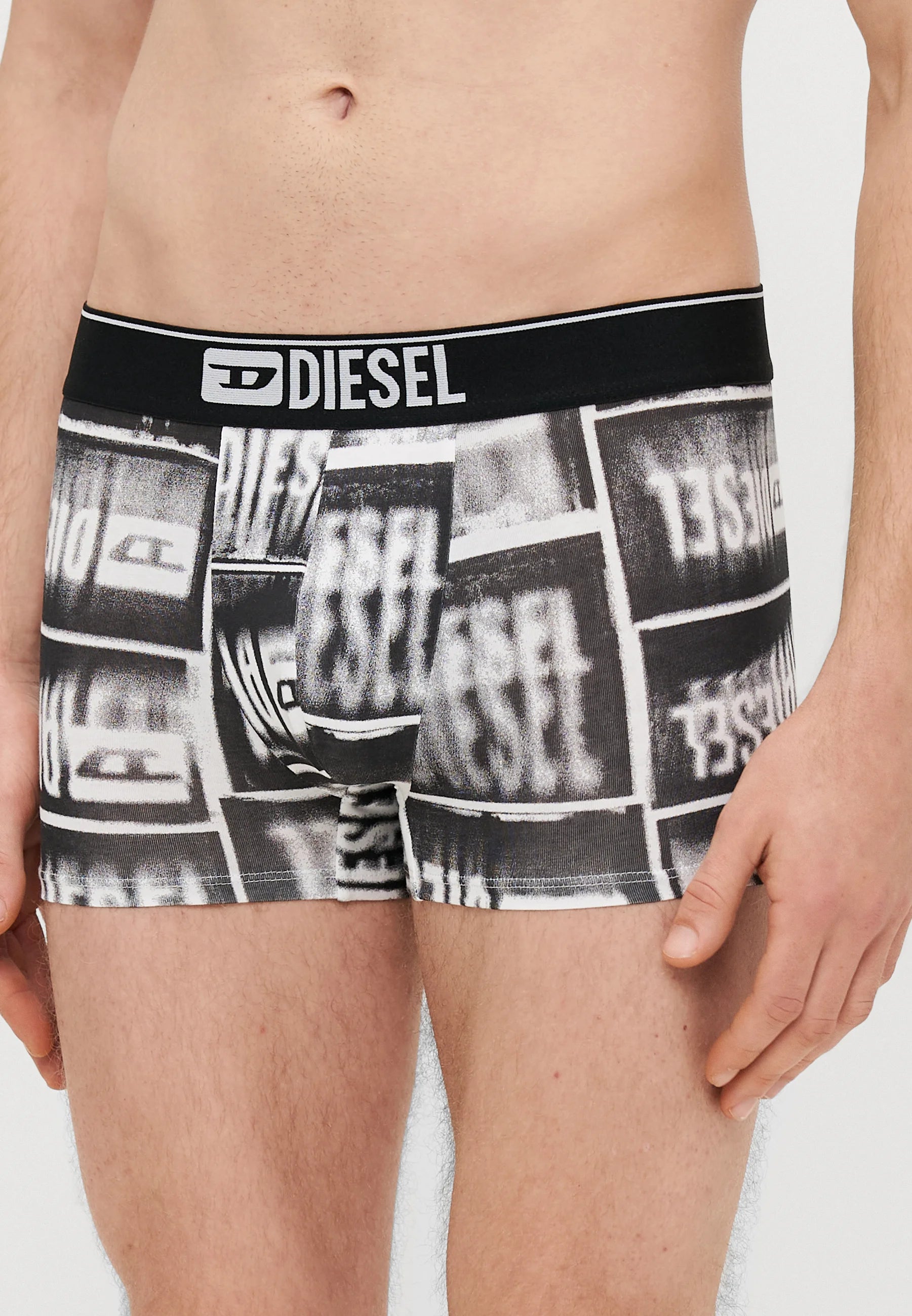 Diesel Damien D Box 3 Pack Trunks – E7322 Colour Set