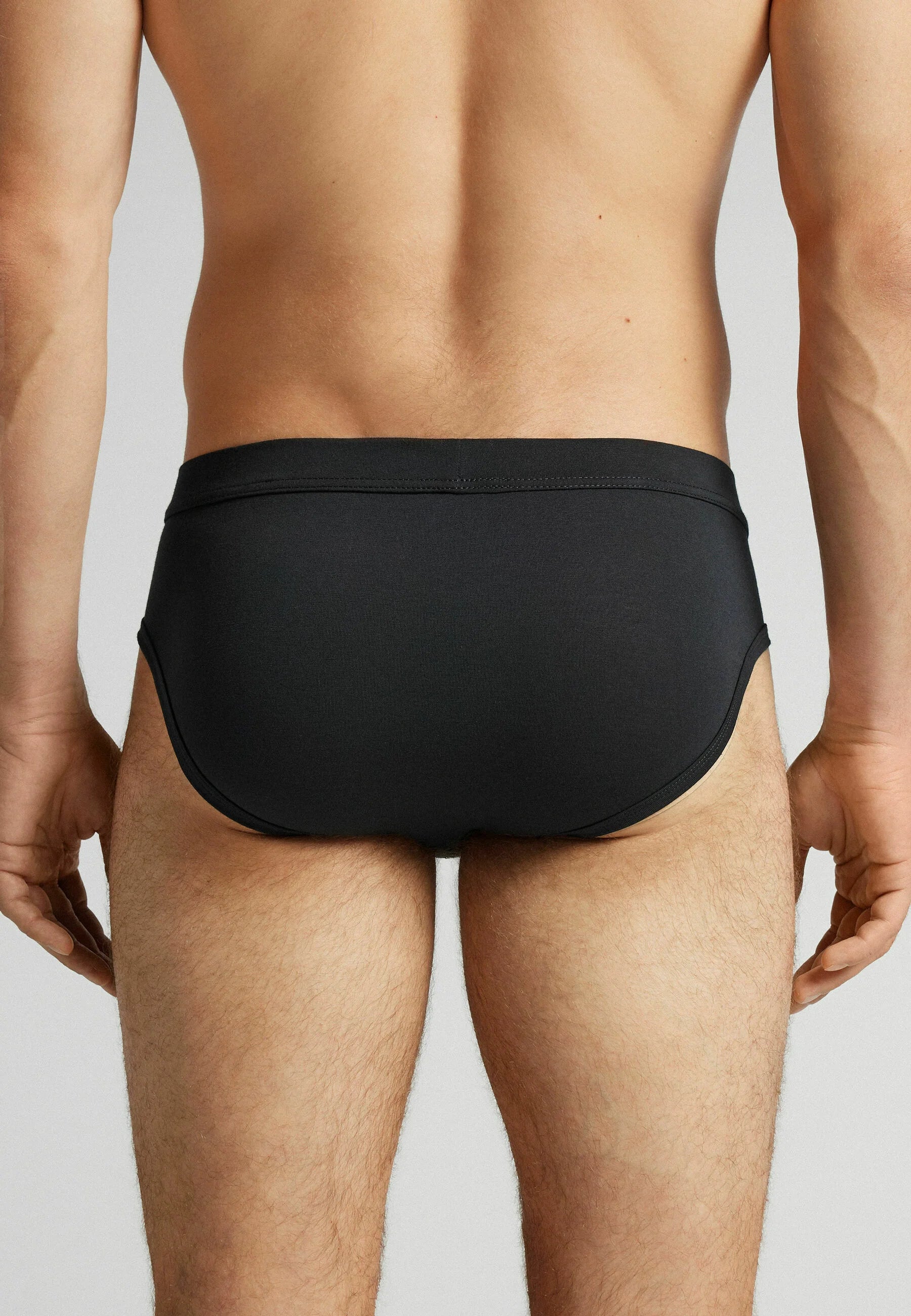 IUMAN Intimissimi Uomo The Indestructible Briefs – Black