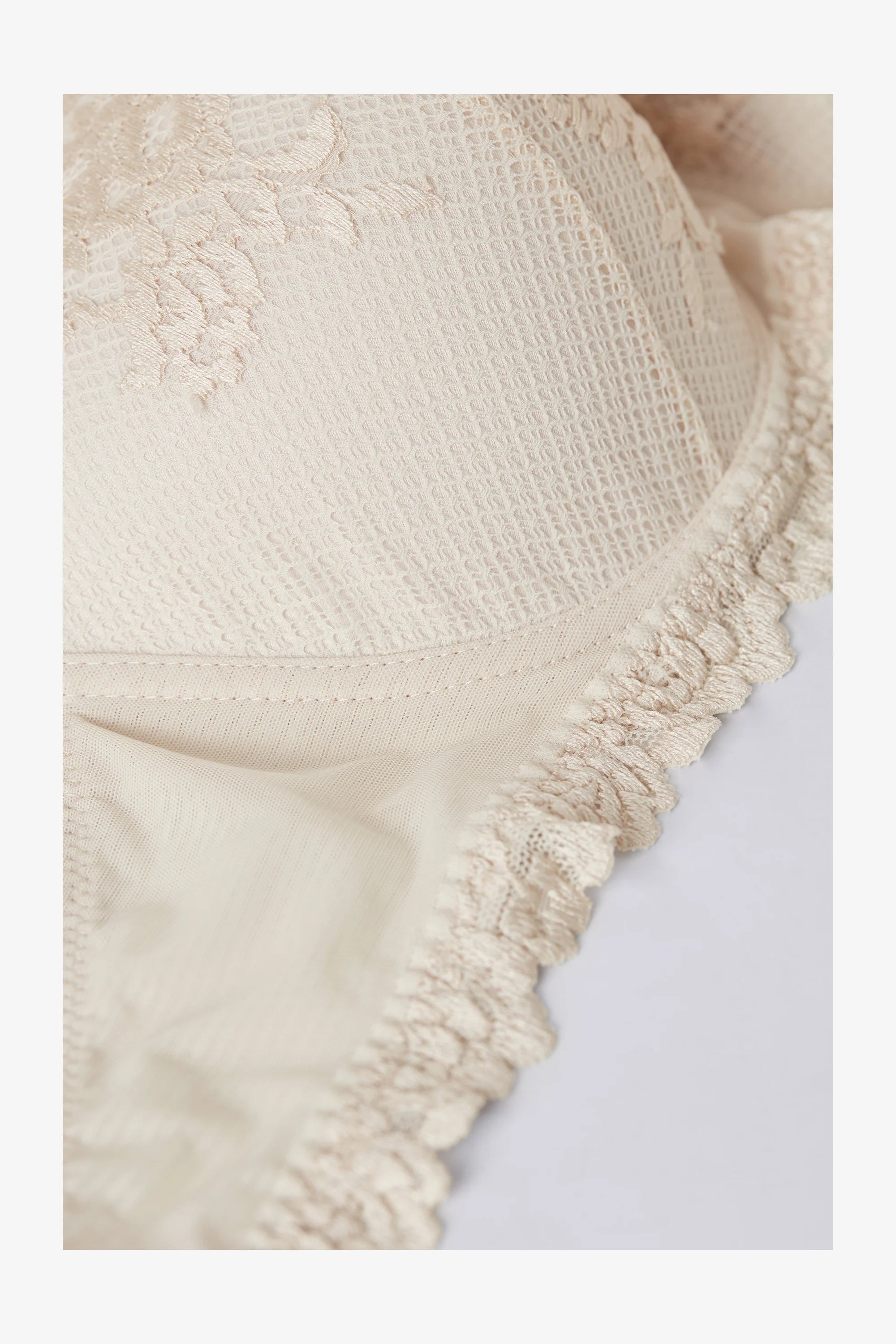 Intimissimi Pretty Flowers Sofia Balconette-Bügel-BH – Creme-Elfenbein