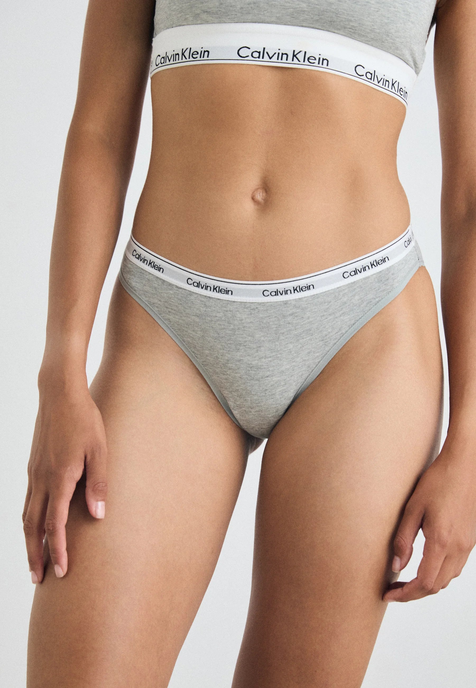 Kalhotky Calvin Klein s moderním logem – 3 balení, černé, šedé vřesové, turf