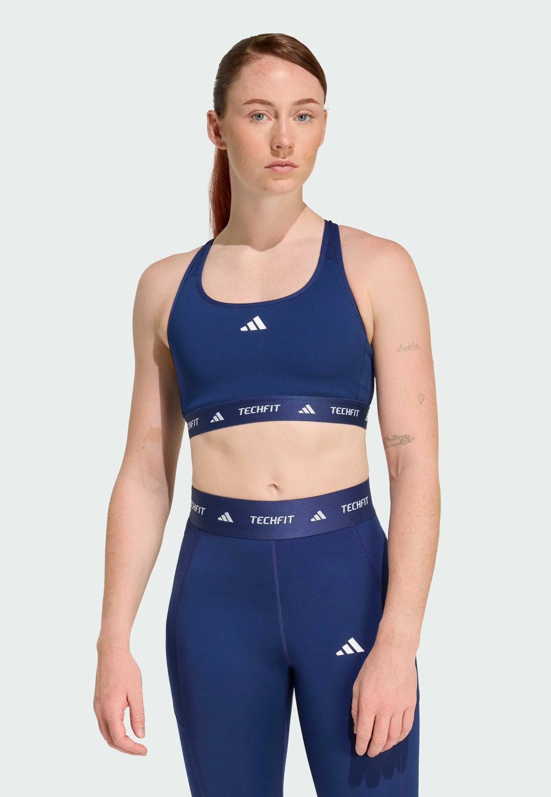 Reggiseno a sostegno medio Adidas Performance Techfit - Blu scuro