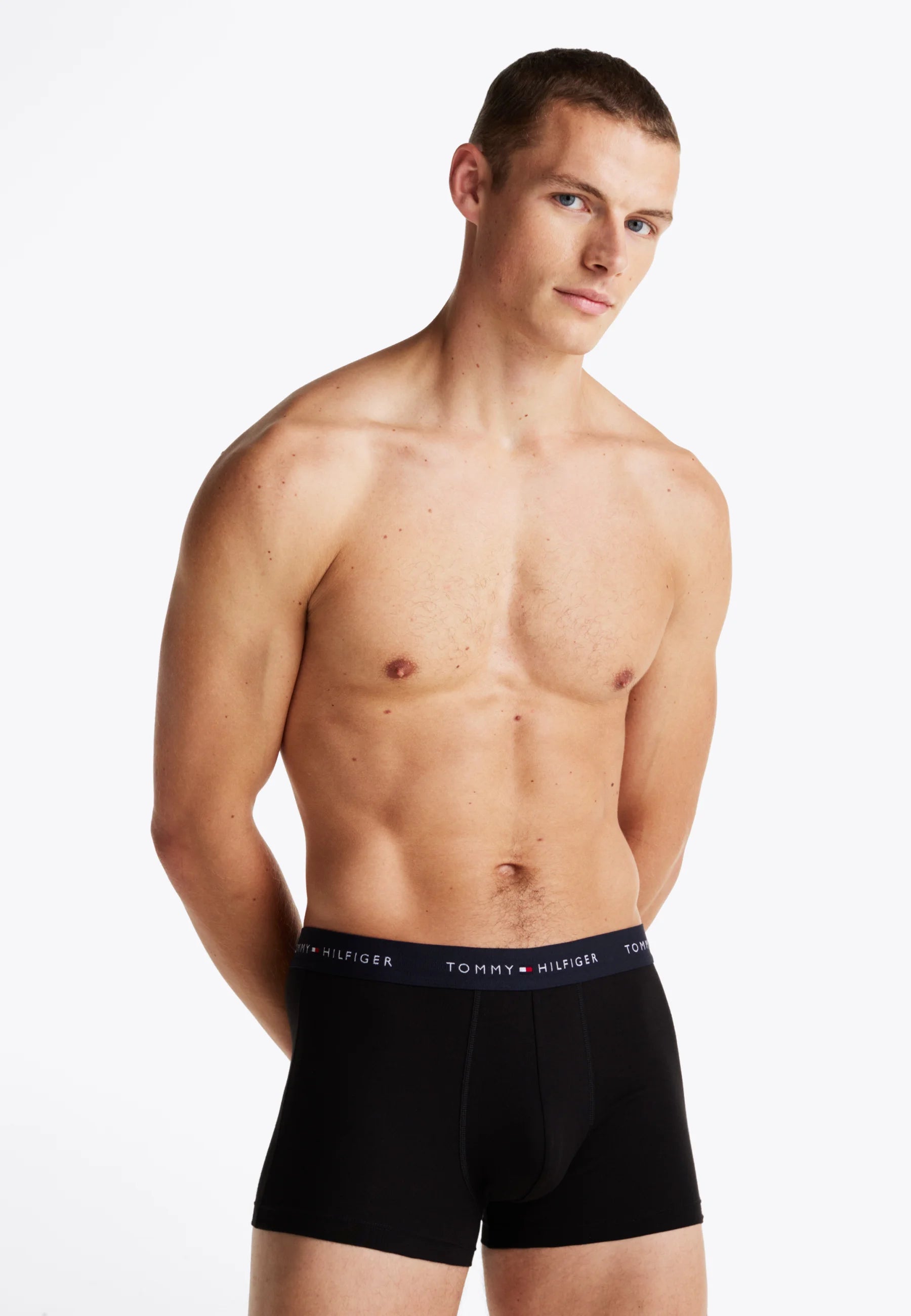 Confezione da 7 bauli Tommy Hilfiger: bianco, nero, blu scuro