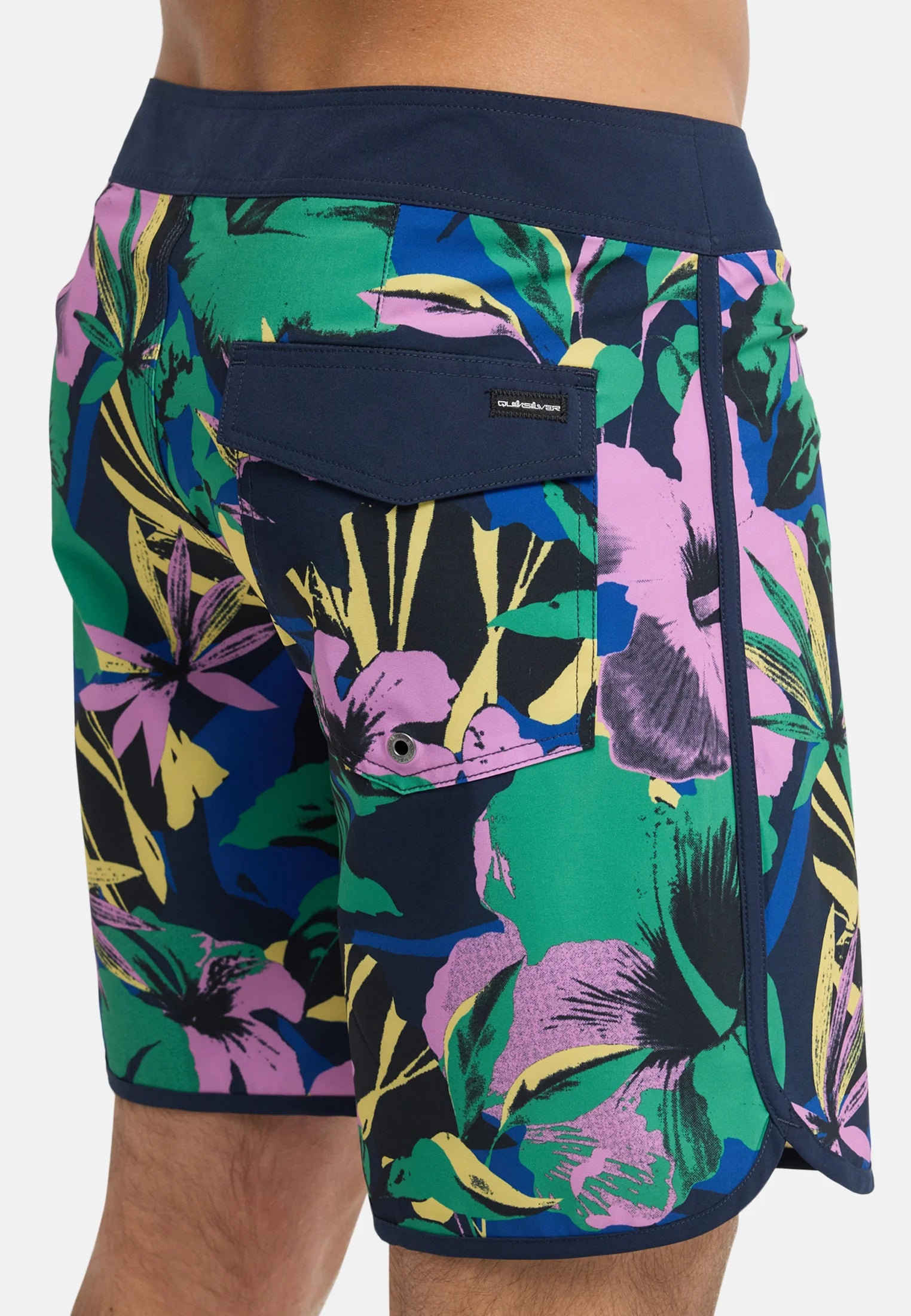 Quiksilver Surf Scallop 18 Badeshorts – Khaki