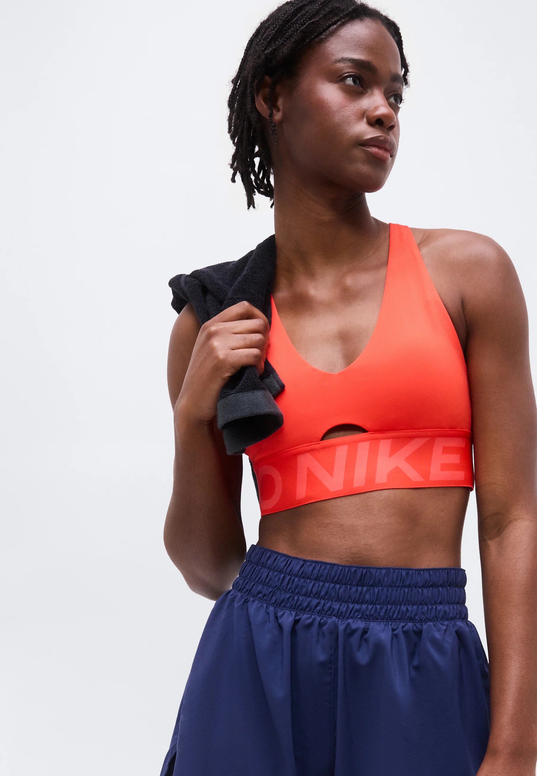 Nike Sculpt Medium Support Sports Bra – Light Crimson, Ember Glow, White