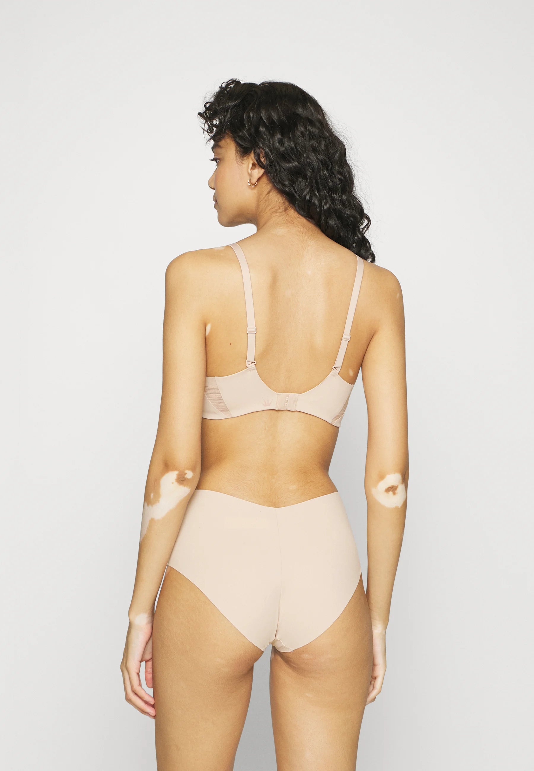 Triumph Flex Smart T-Shirt Bra – Soft Praline