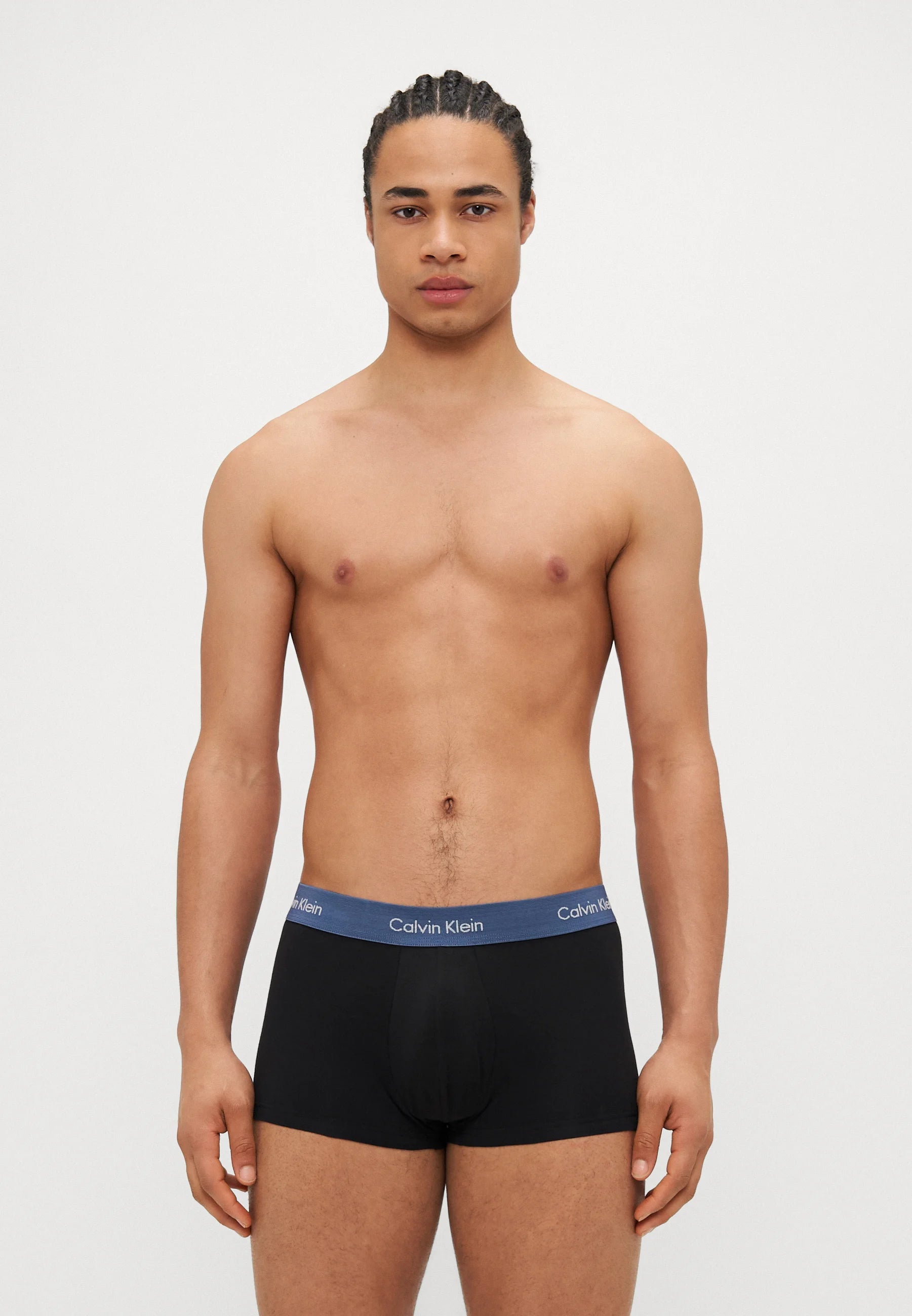 Boxers Calvin Klein en coton stretch – Lot de 3 – Noir avec ceintures blanches, beiges et bleues
