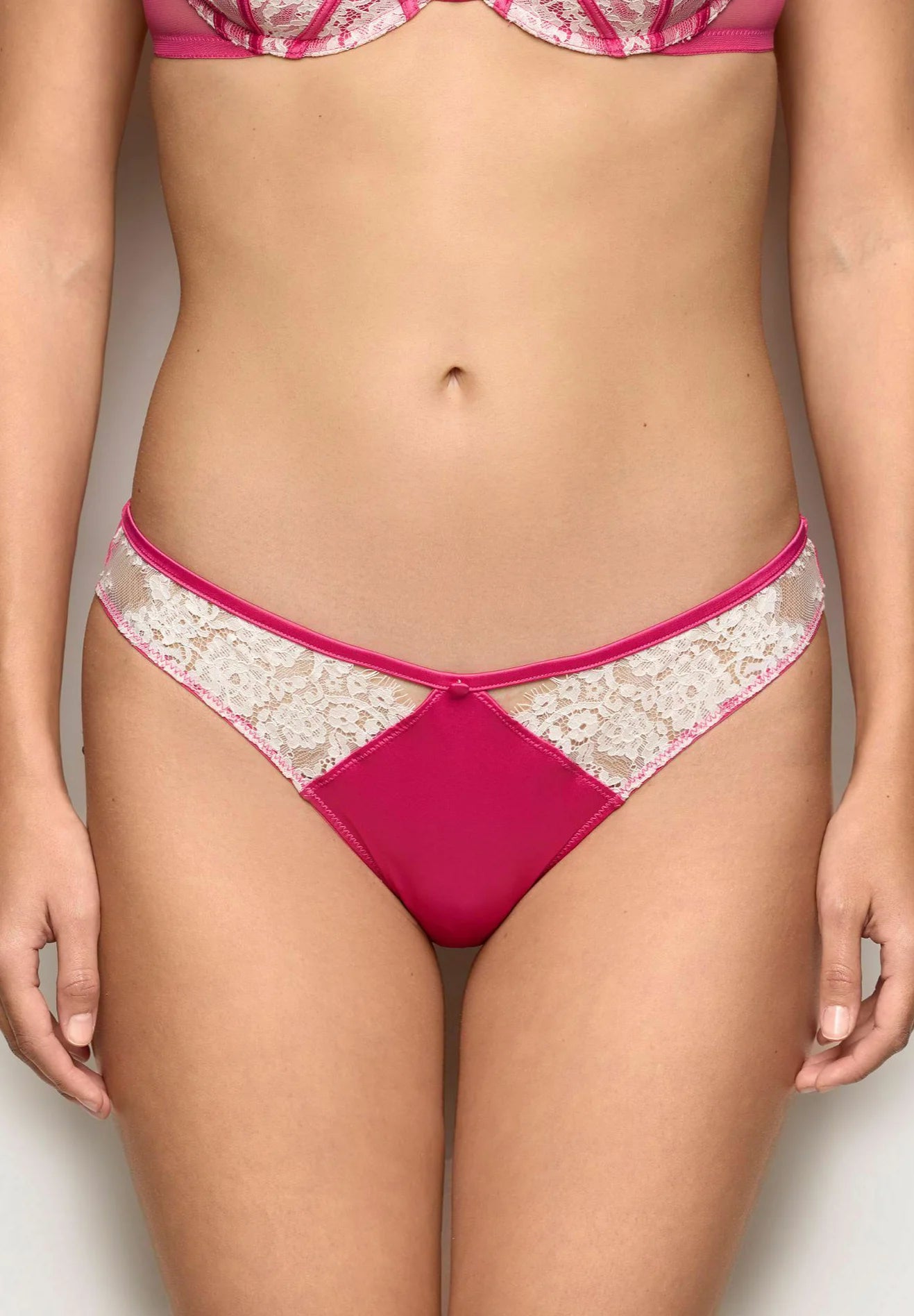 Brazilské kalhotky Yamamay Chantilly – fuchsiové květinové