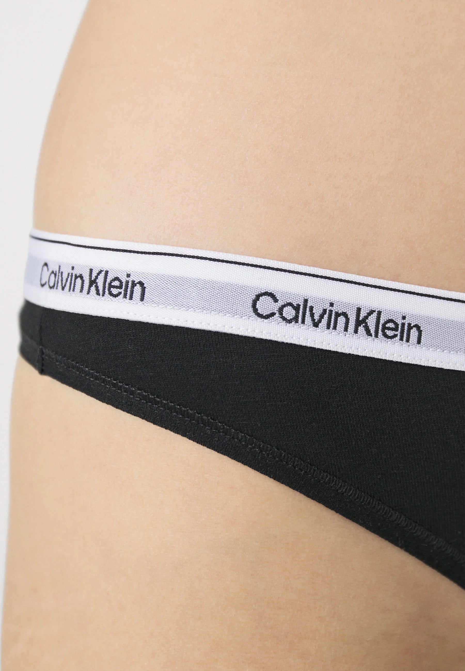Calvin Klein Logo Icon 3-balení tanga – černá, šedá