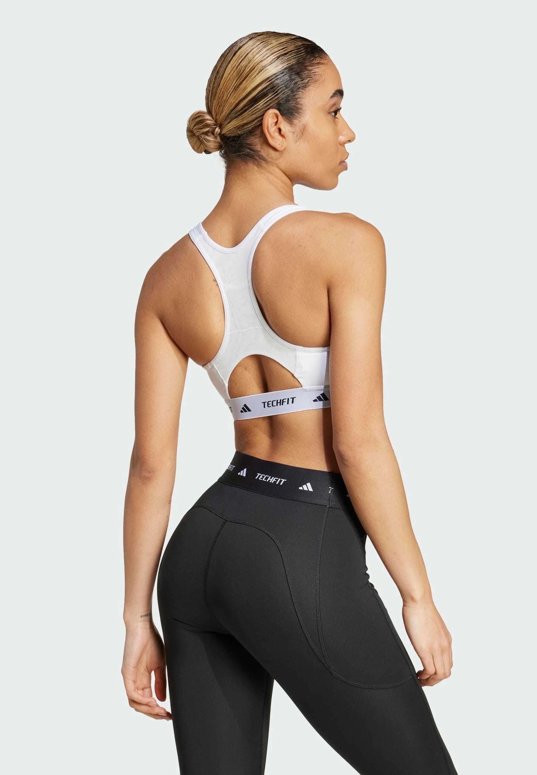 Reggiseno a sostegno medio Adidas Performance Techfit - Bianco