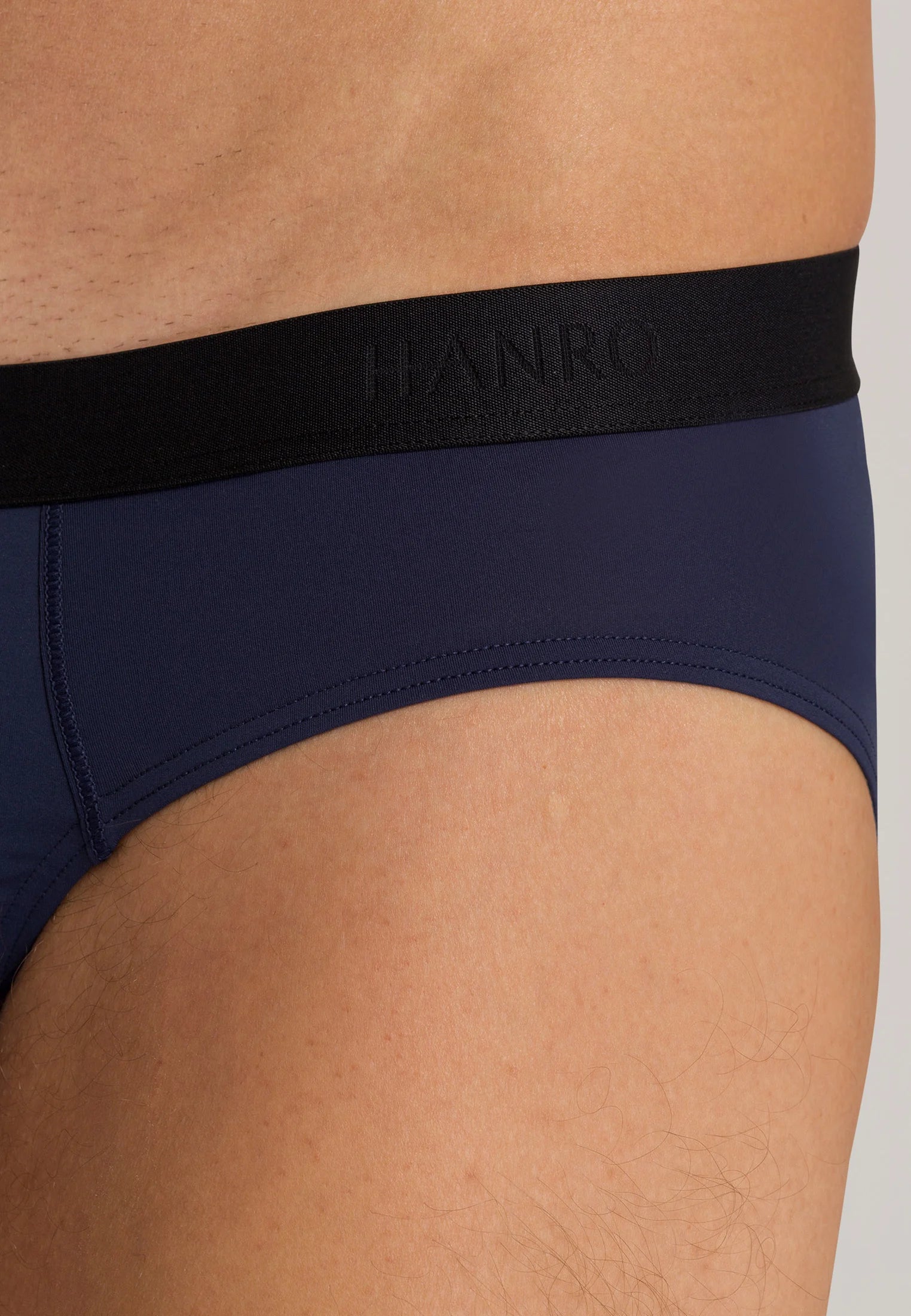 HANRO TOUCH Slip – Mitternachtsmarine