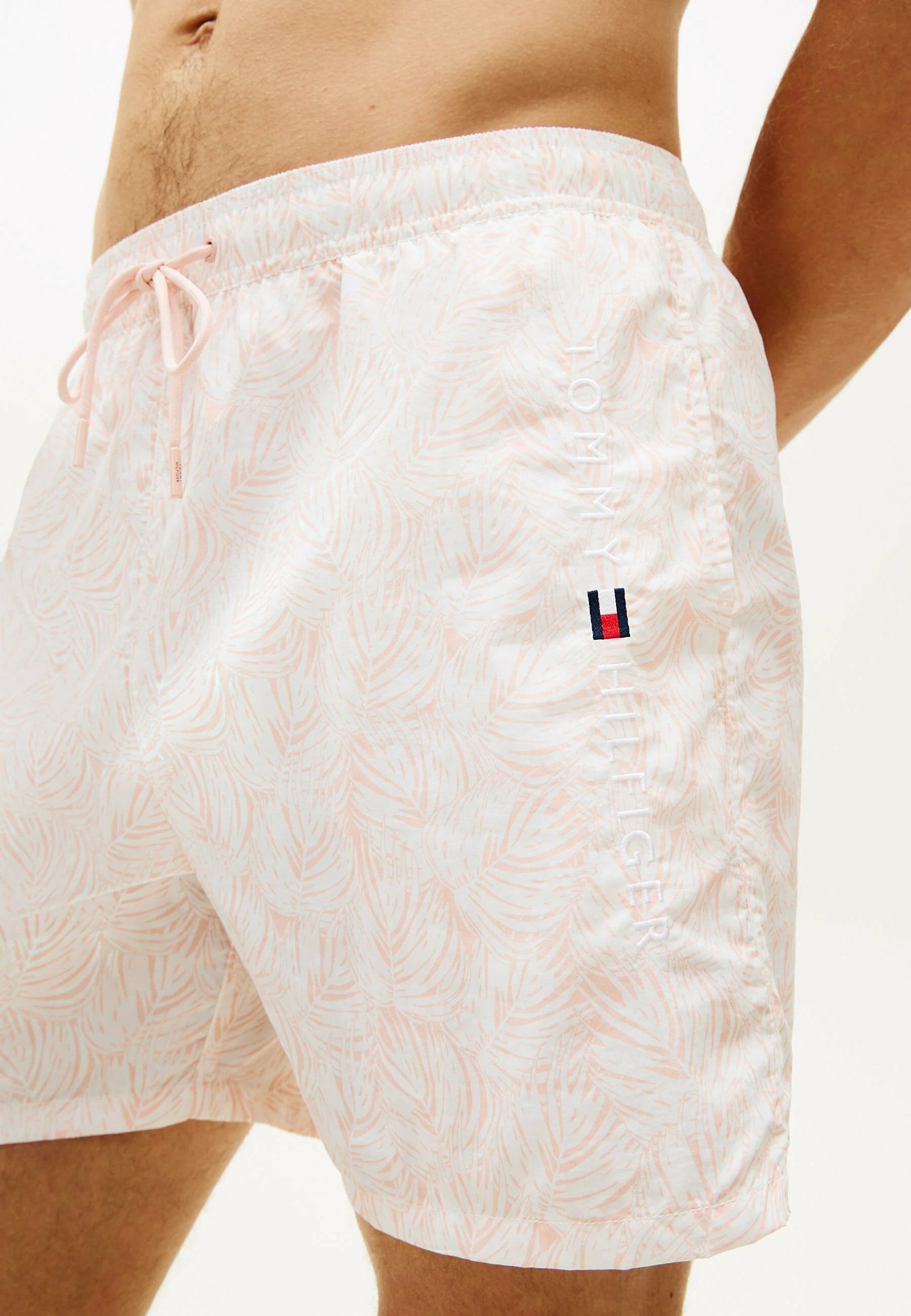 Plavkové šortky Tommy Hilfiger Print – Palm Leaf, Delicate Petal