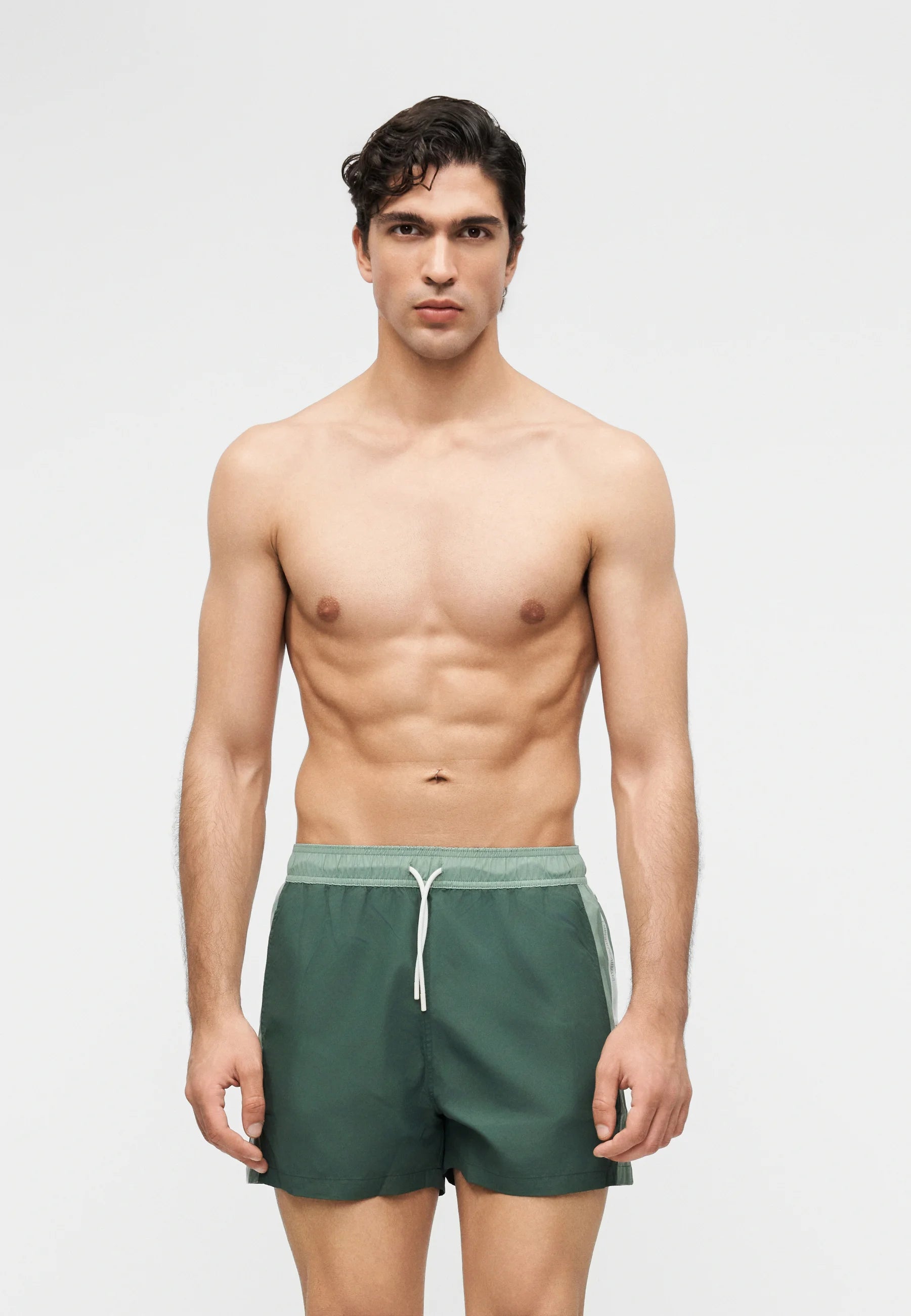 Spodenki kąpielowe Emporio Armani EA7 do sportów wodnych Colorblock – Cilantro, Green Bay