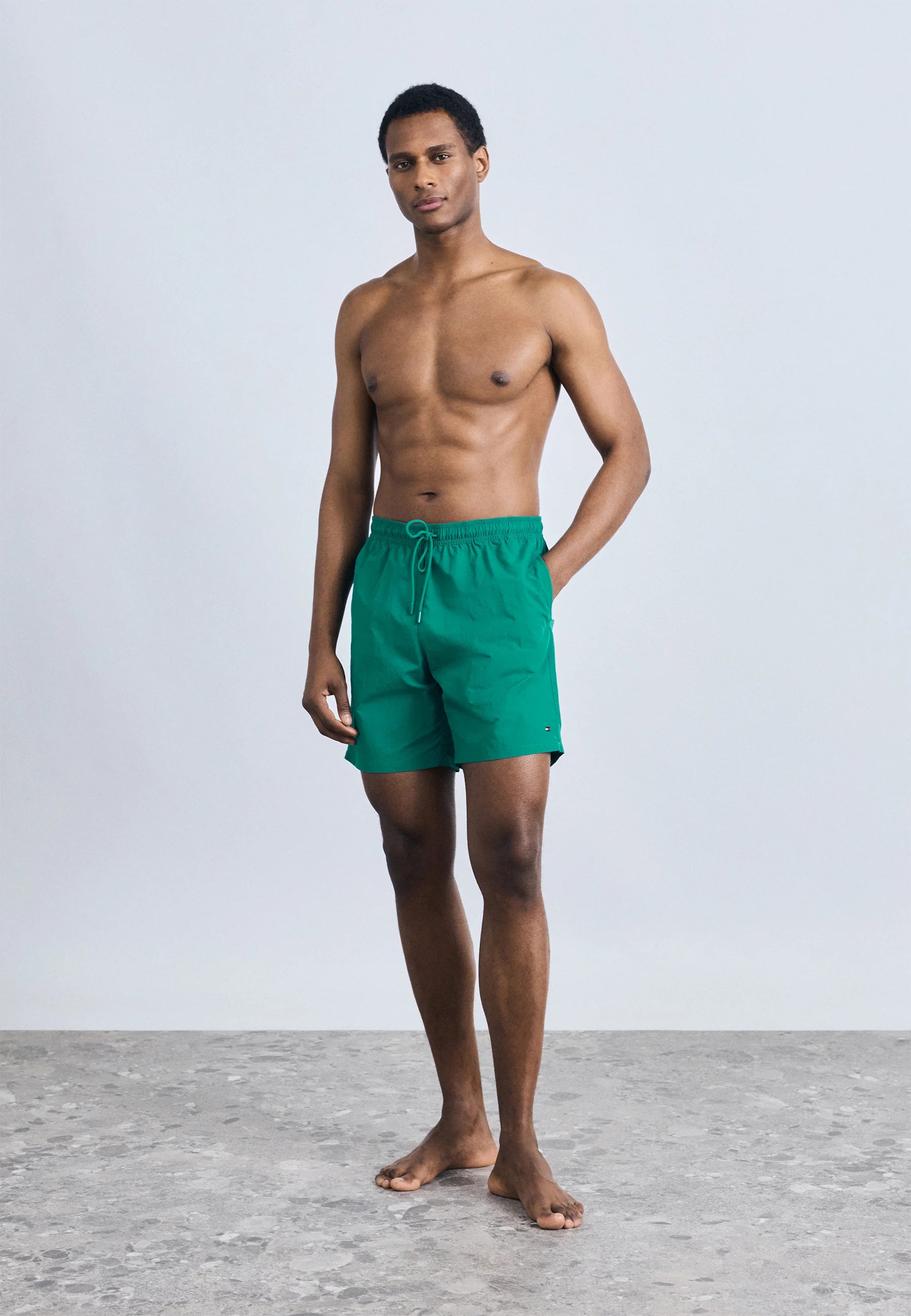Plavecké šortky Tommy Hilfiger Flag – Rainforest Emerald
