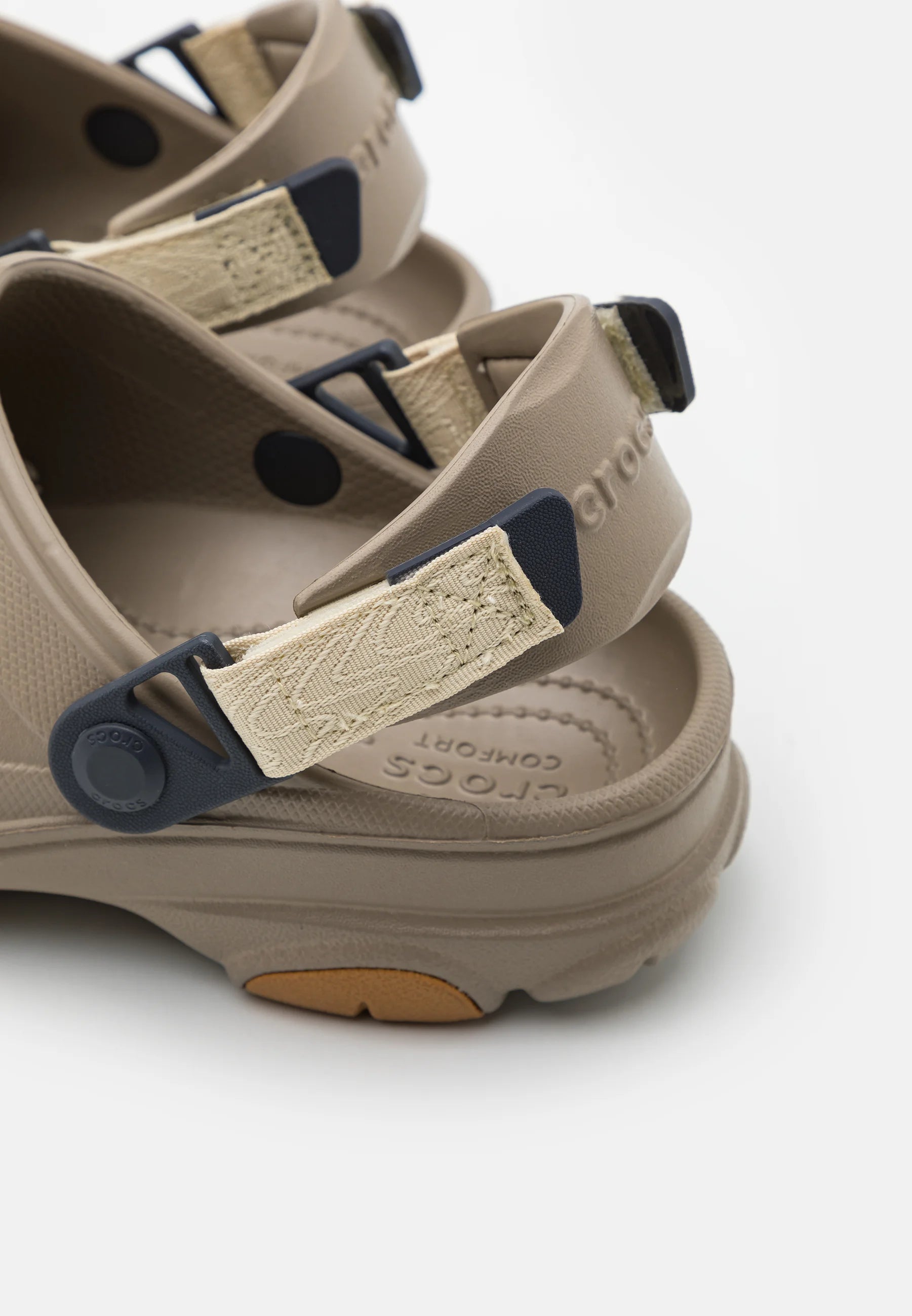 Crocs All-Terrain Clog – Khaki, Multi-Coloured