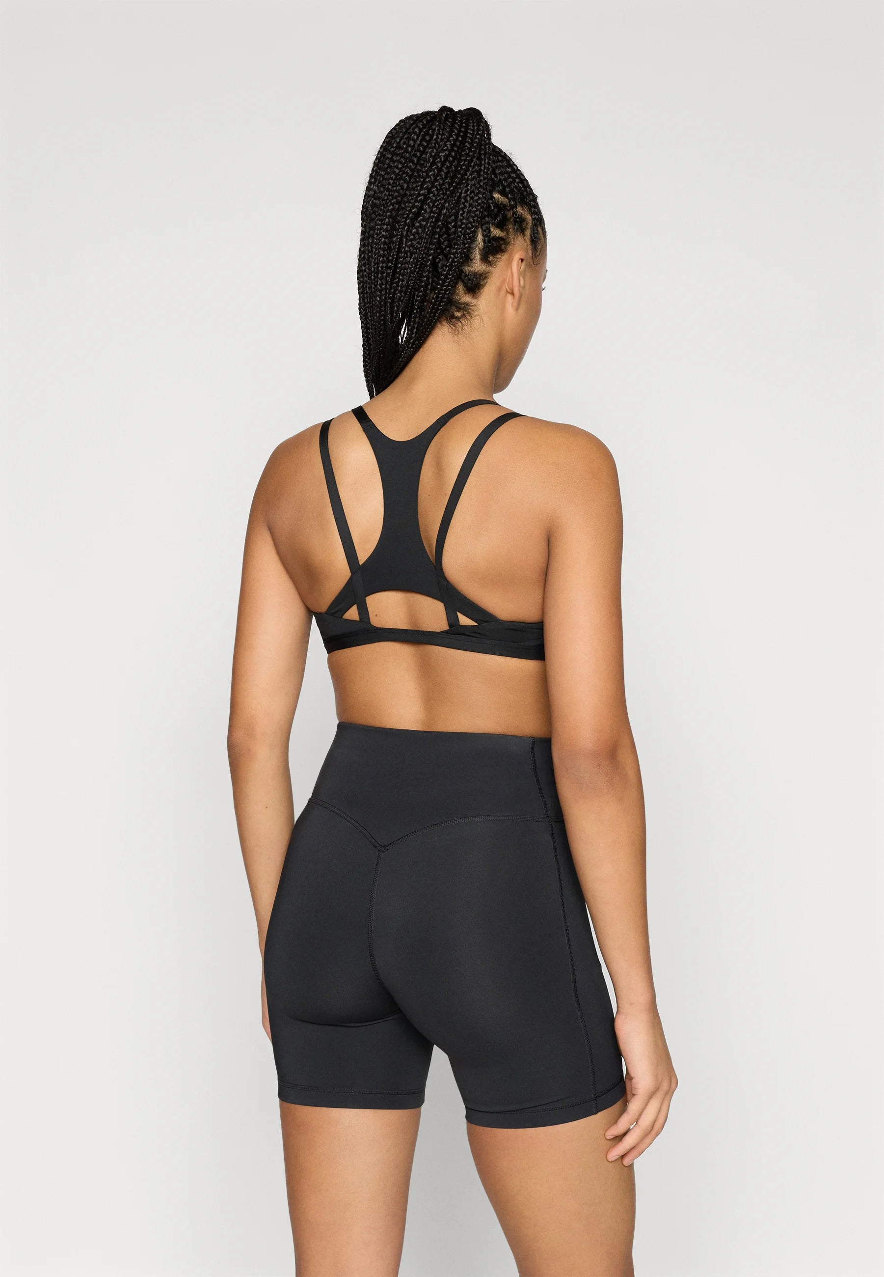 Podprsenka Adidas Performance Optime Workout Strappy Light Support – černá