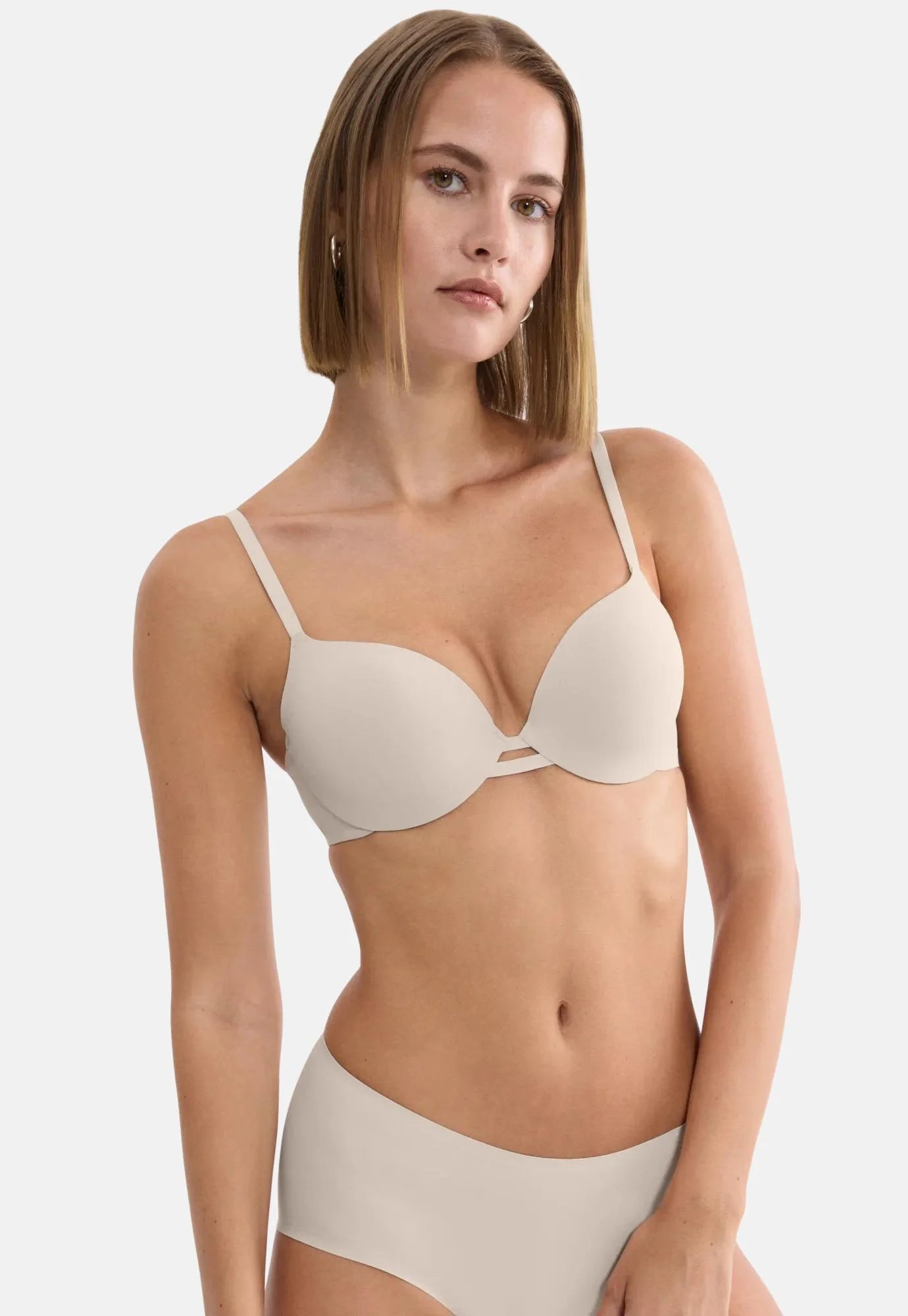 Triumph Body Make-Up Illusion T-Shirt Bra – Nude Beige