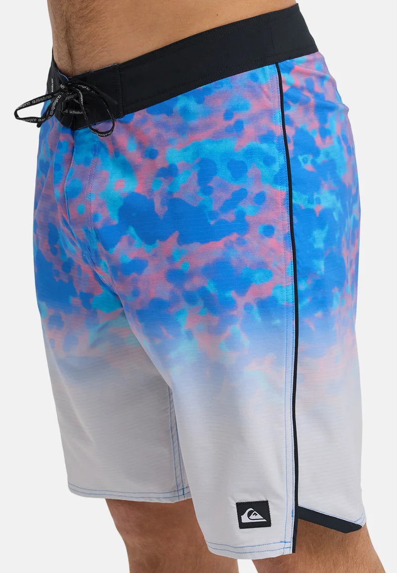 Plavkové šortky Quiksilver Highline Printed 20 – modré