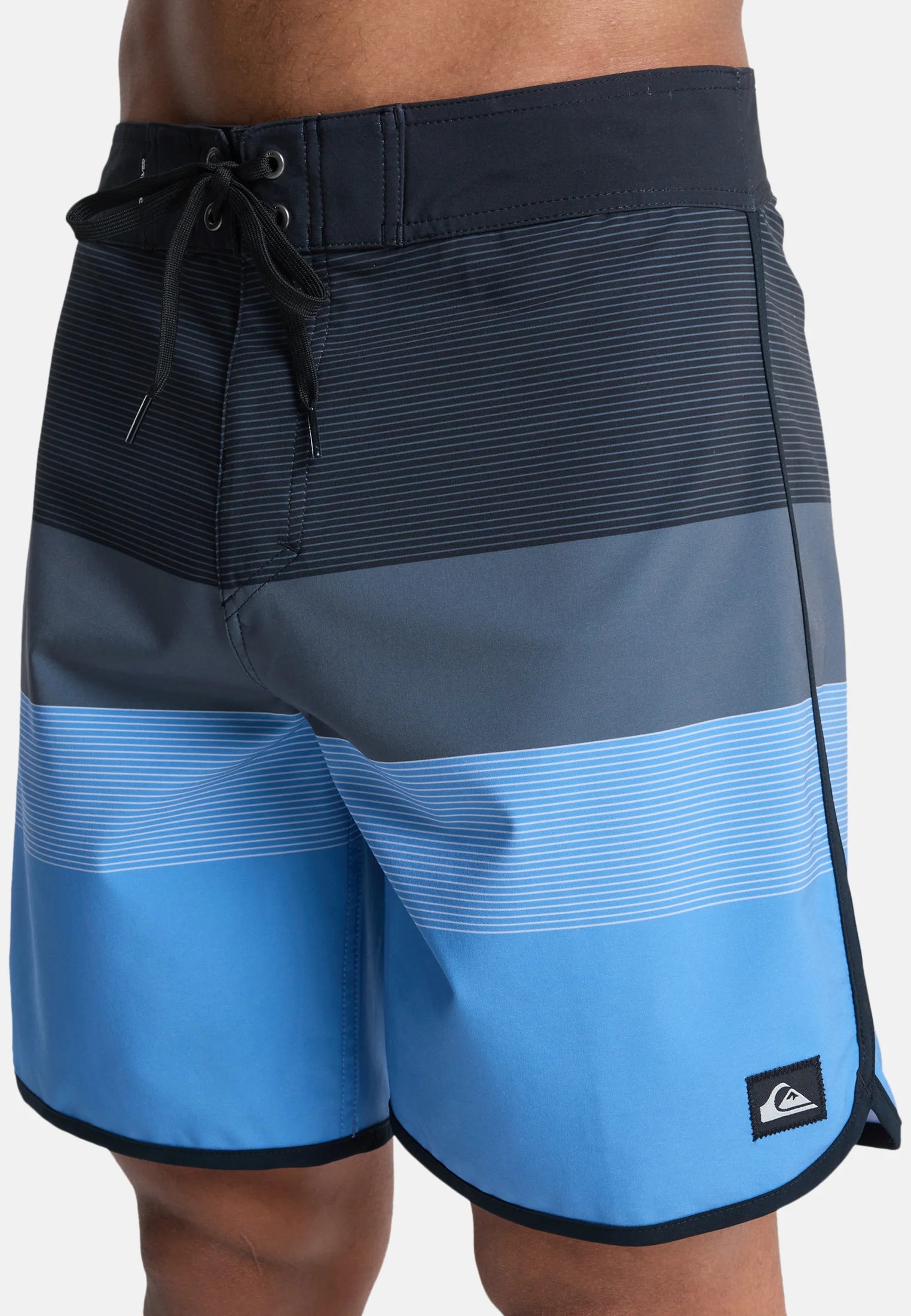 Plavkové šortky Quiksilver Surf Scallop 18 – modré